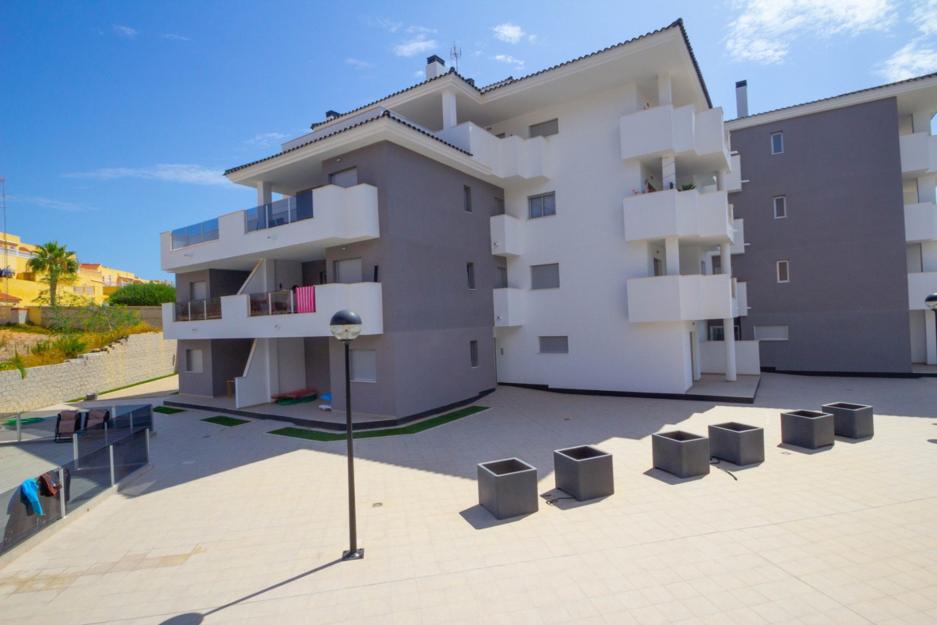 Venta - Apartamento piso -
Villamartín - Villamartin