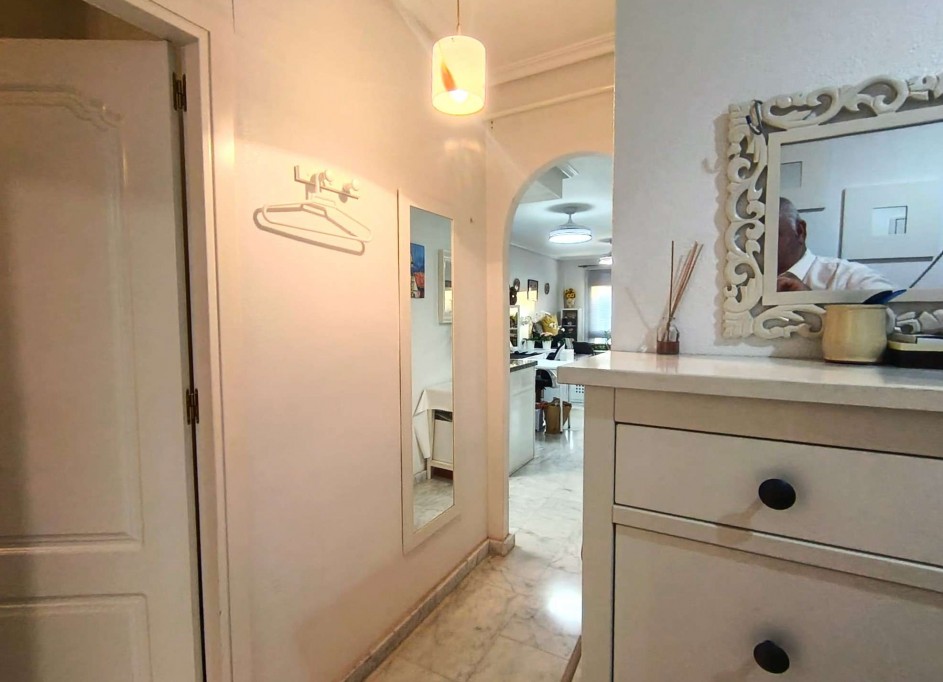 Venta - Apartamento piso -
Villamartín