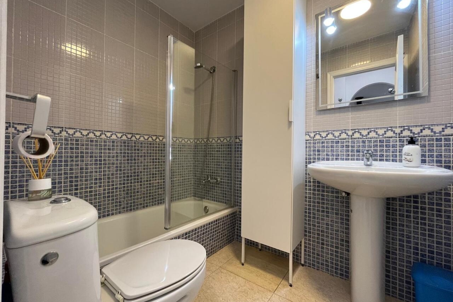 Venta - Apartamento piso -
Villamartín