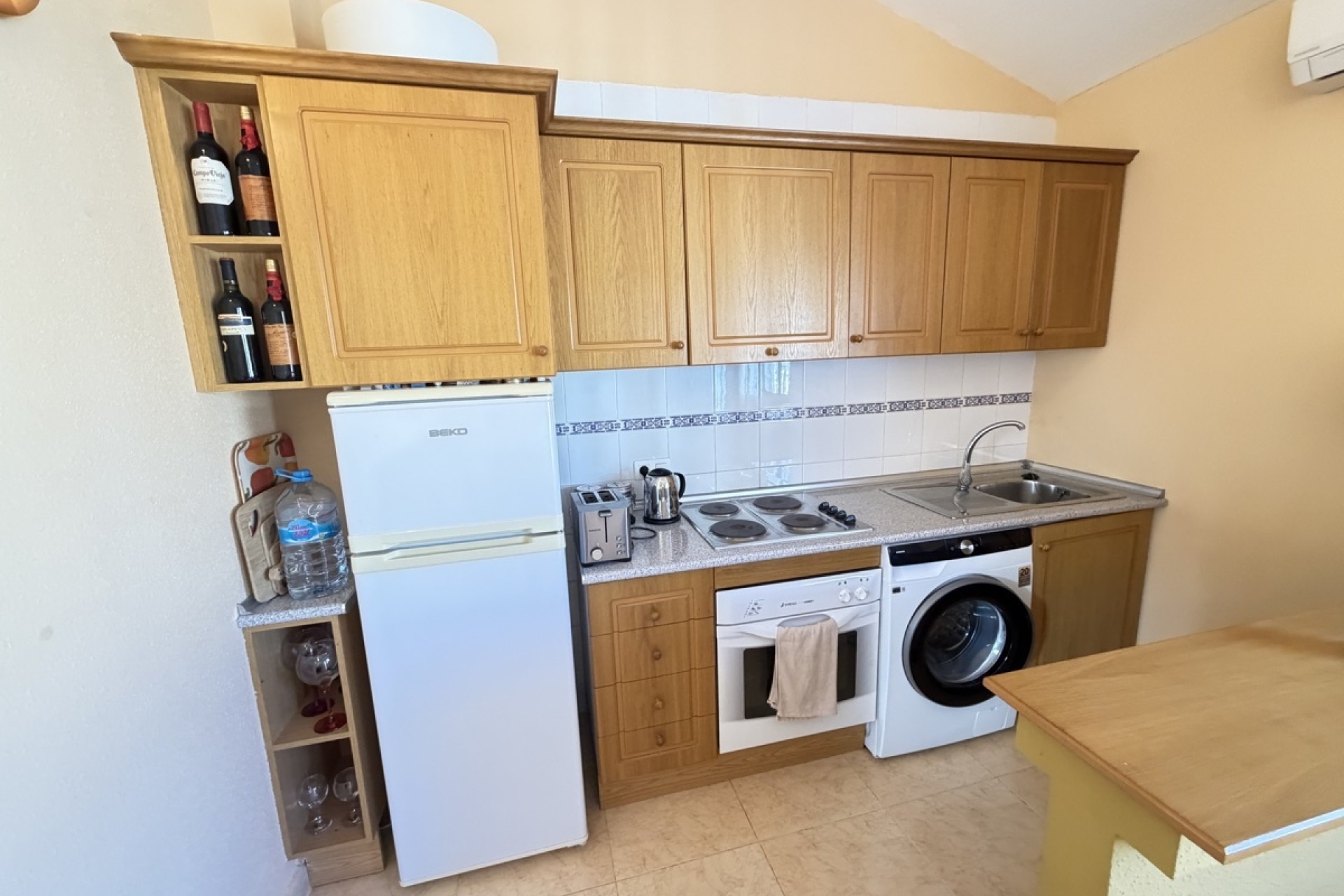 Venta - Apartamento / Piso -
Villamartín