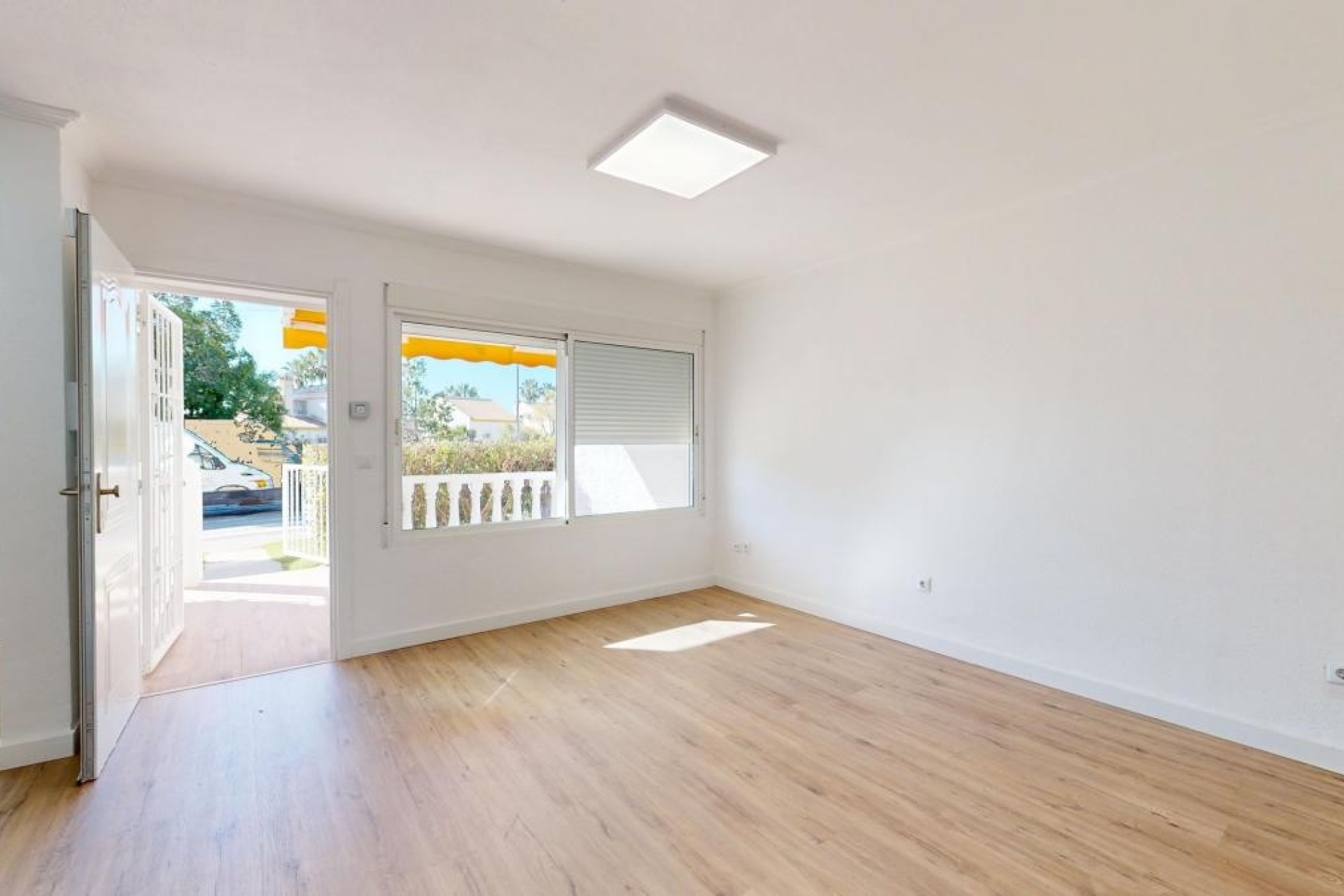 Venta - Apartamento / Piso -
Villamartín