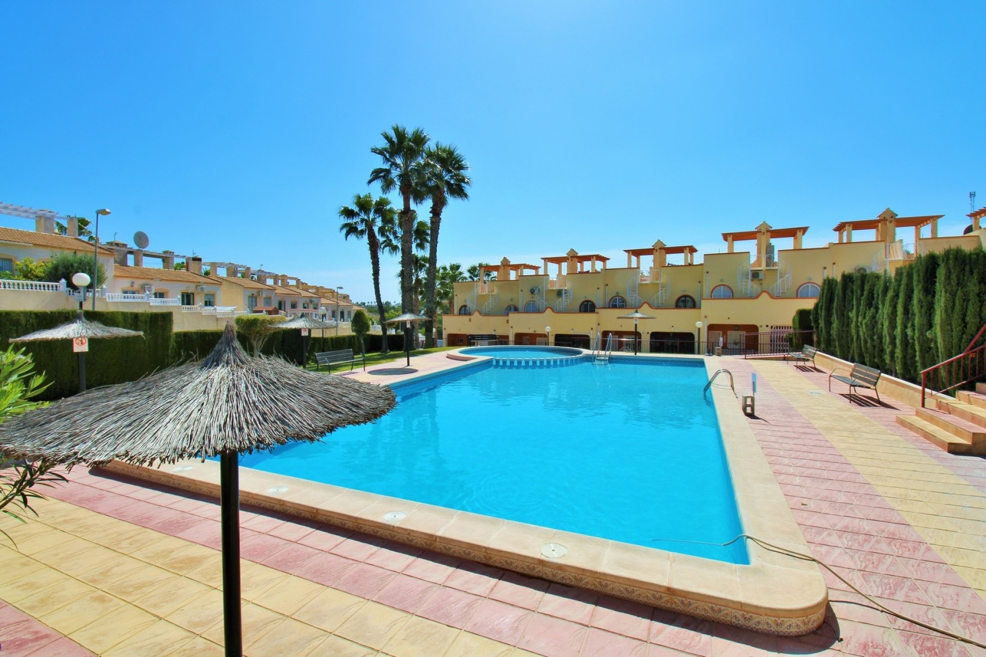 Venta - Apartamento / Piso -
Villamartín