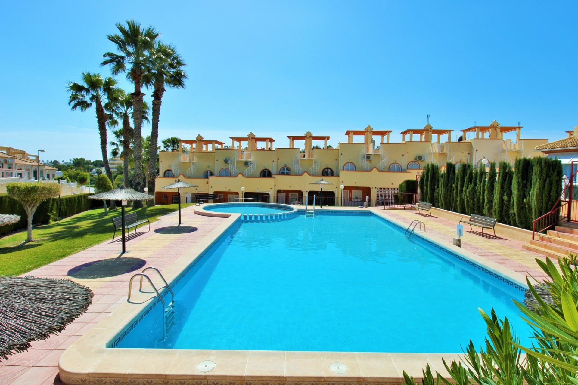 Venta - Apartamento / Piso -
Villamartín