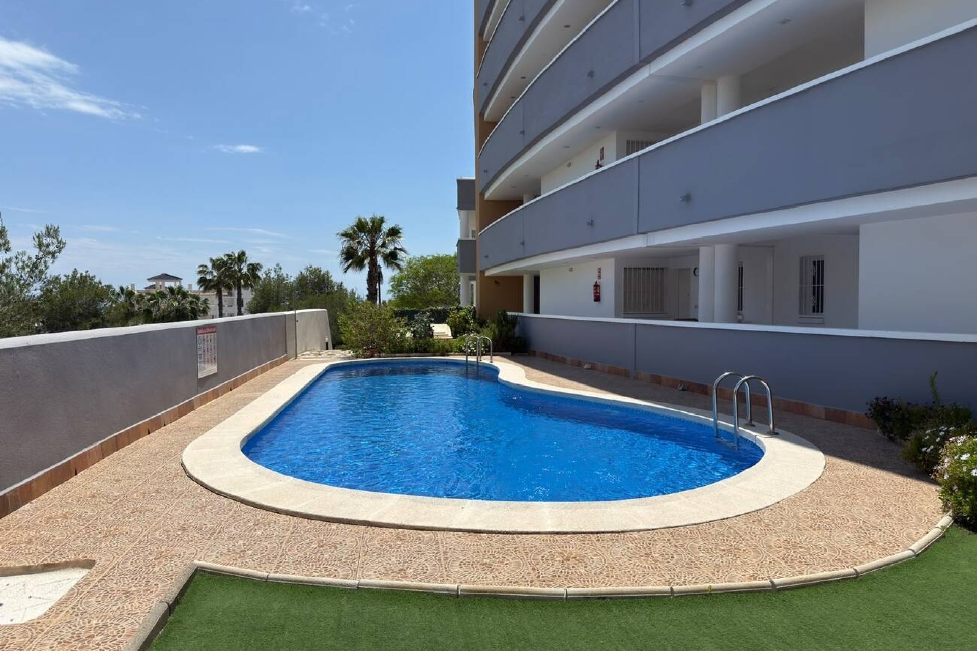Venta - Apartamento / Piso -
Villamartín