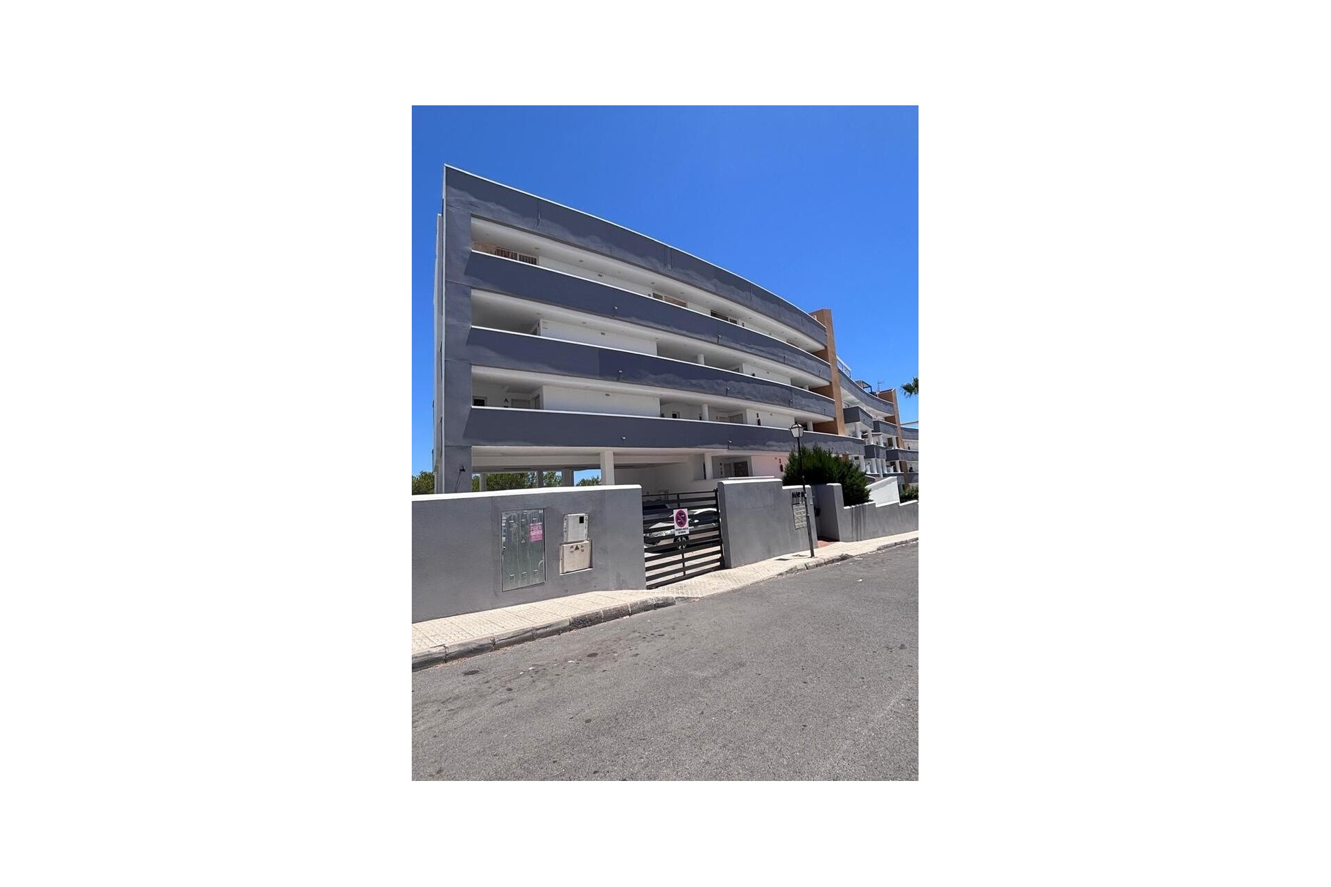 Venta - Apartamento / Piso -
Villamartín