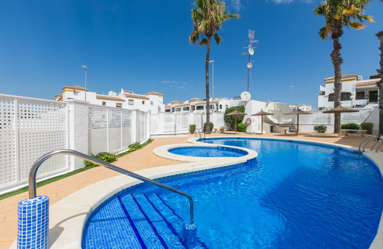 Venta - Apartamento / Piso -
Vistabella - Vistabella Golf