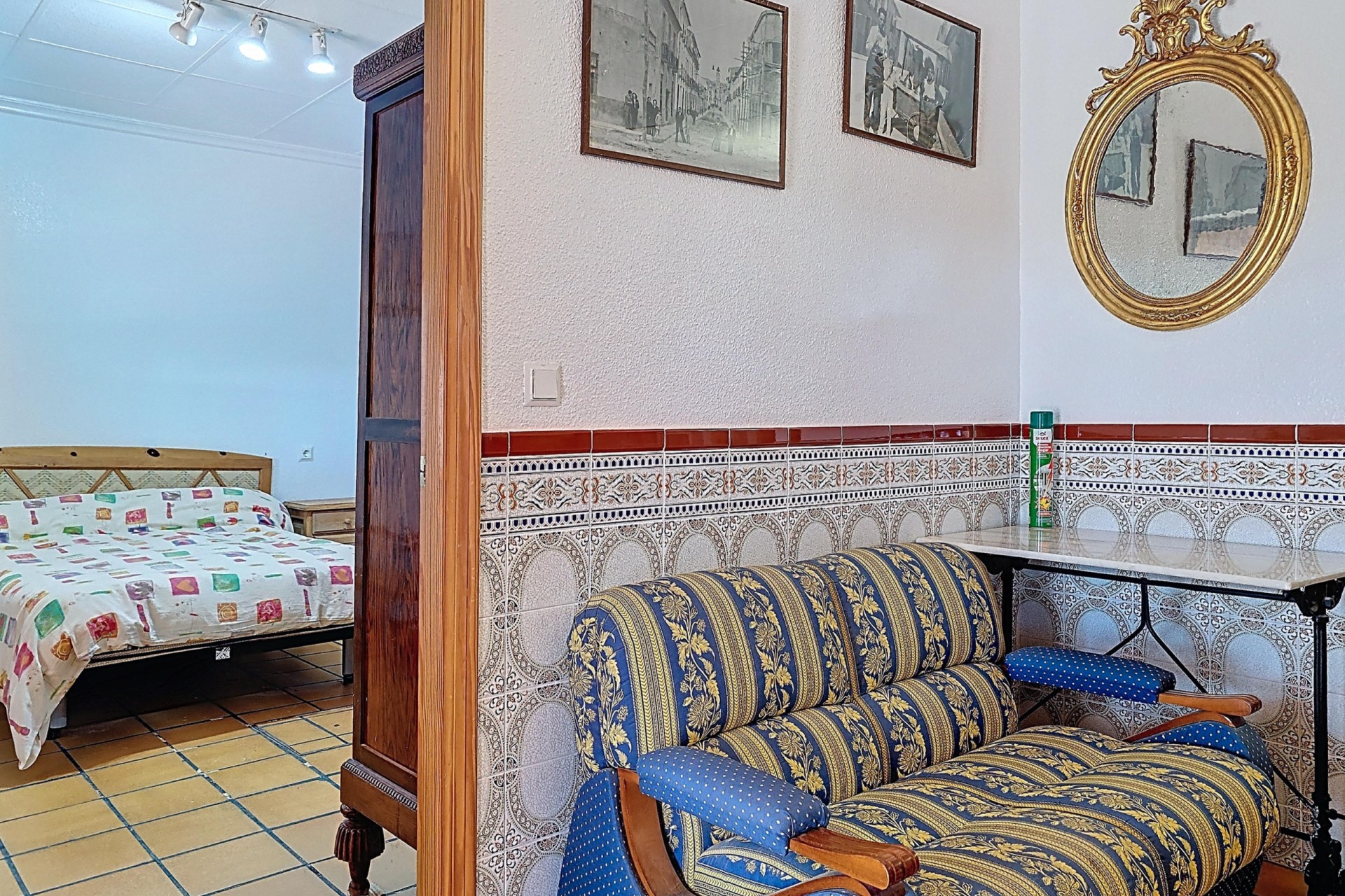 Venta - Casa de campo -
Yecla