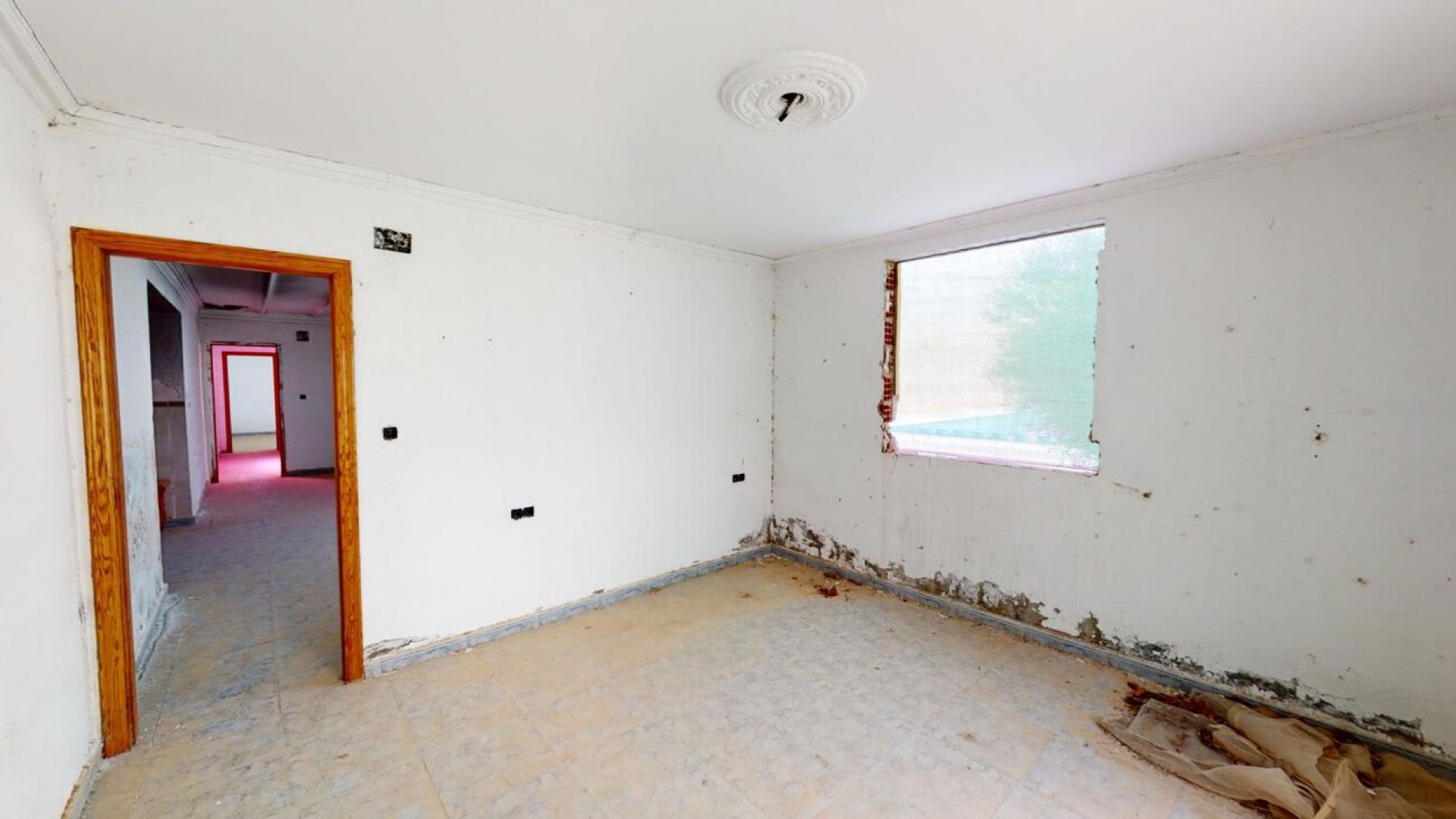 Venta - Casa de pueblo -
Albatera