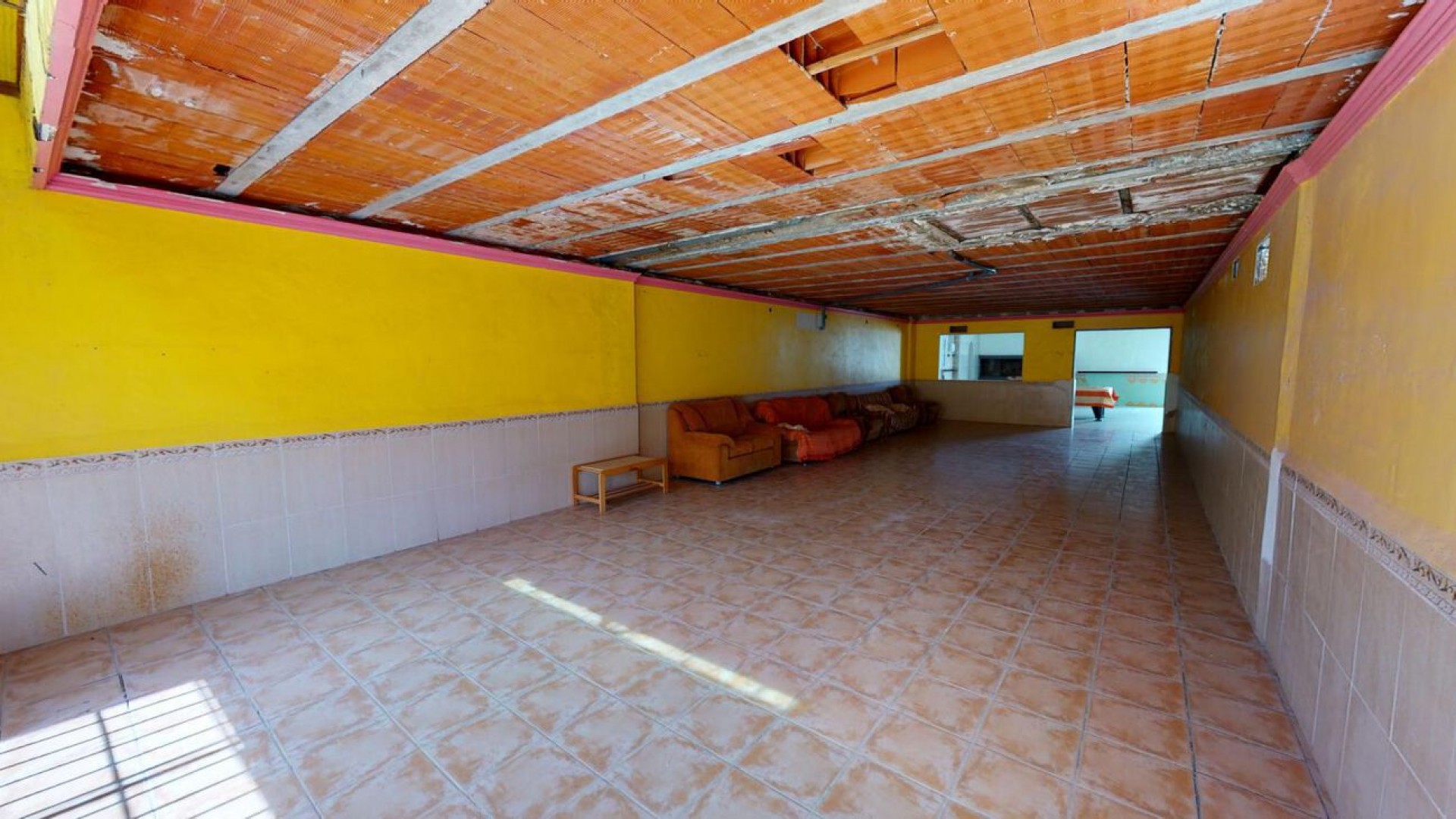 Venta - Casa de pueblo -
Albatera