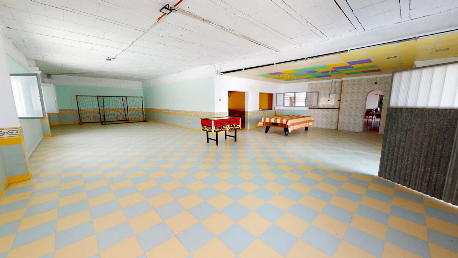 Venta - Casa de pueblo -
Albatera