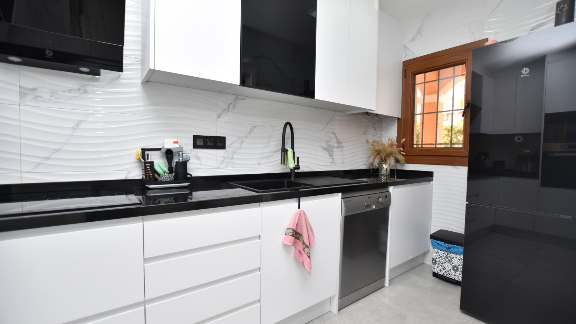 Venta - Casa de pueblo -
Algorfa - La Finca Golf Resort