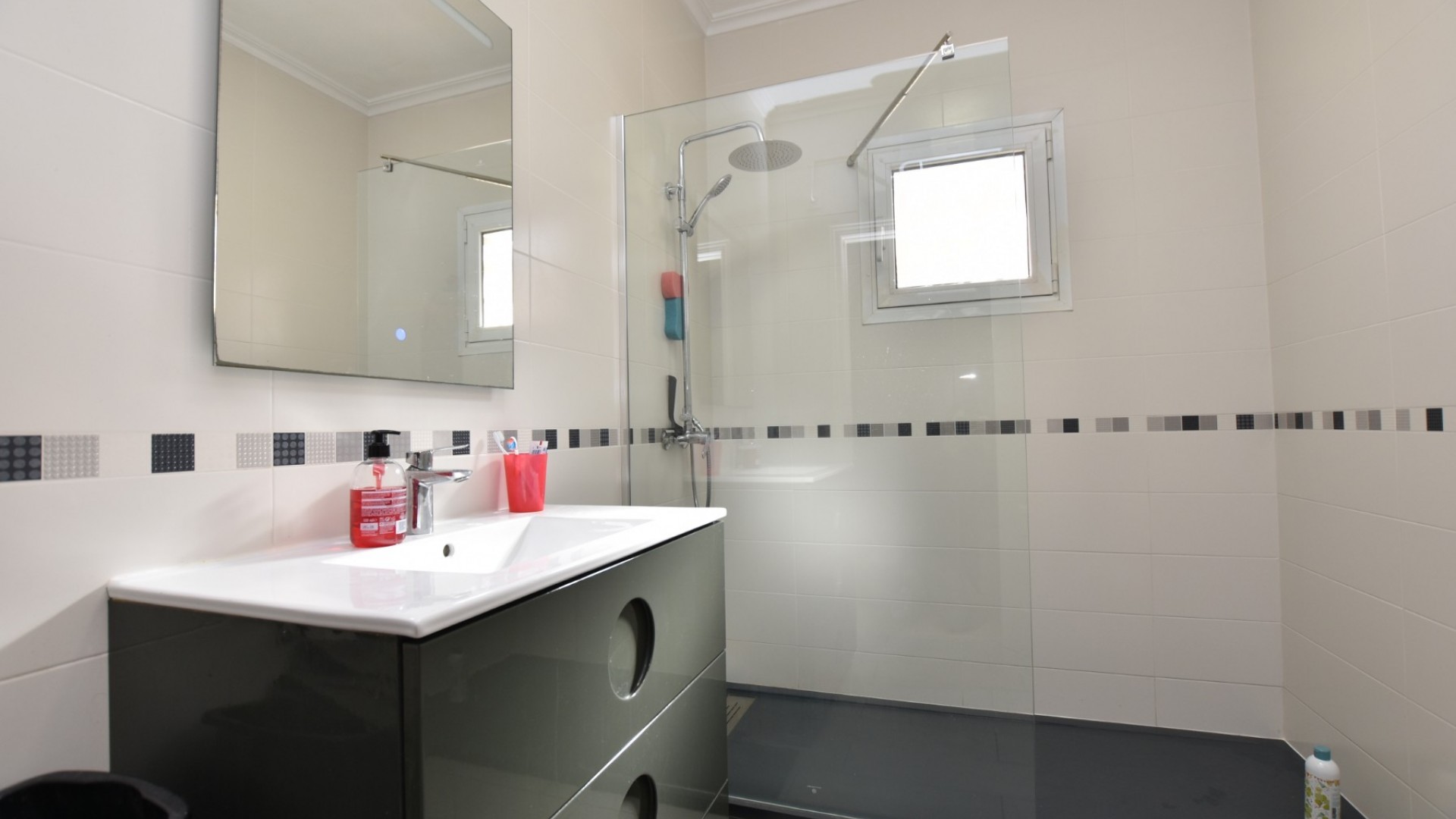 Venta - Casa de pueblo -
Algorfa - La Finca Golf Resort