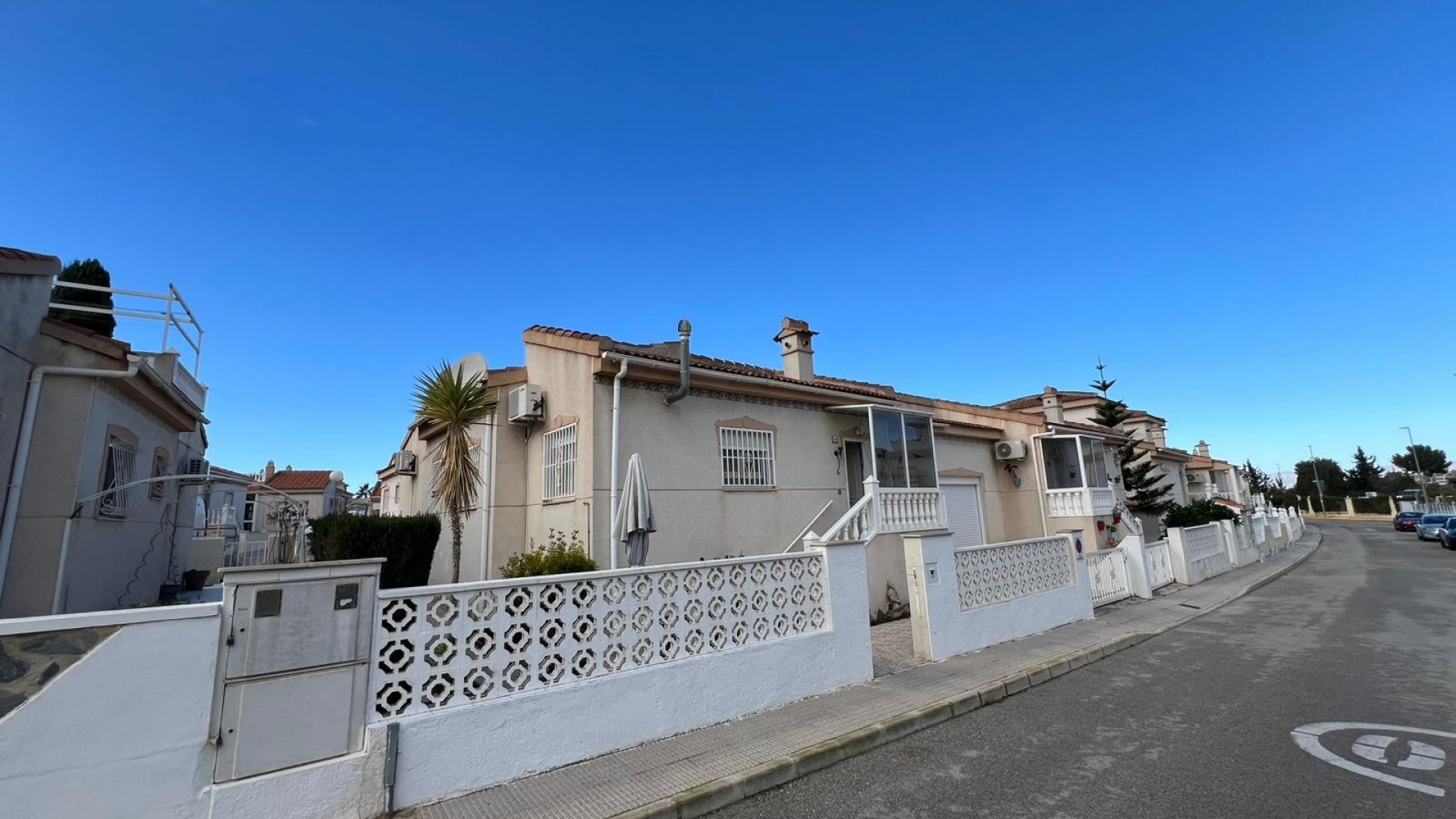 Venta - Casa de pueblo -
Algorfa - La Finca Golf Resort