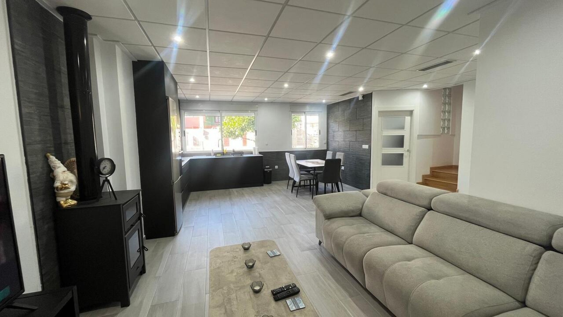 Venta - Casa de pueblo -
Algorfa