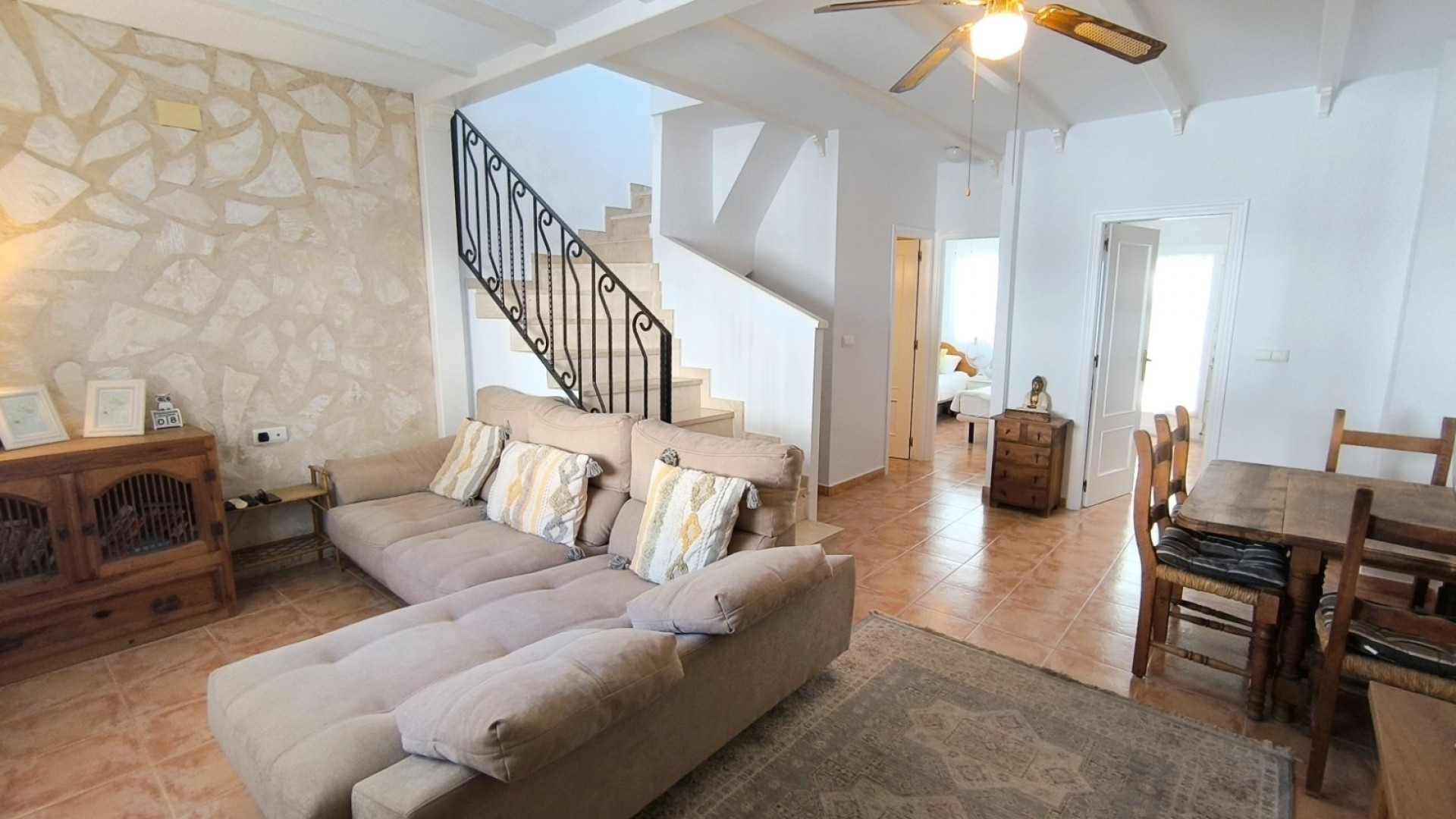 Venta - Casa de pueblo -
Algorfa