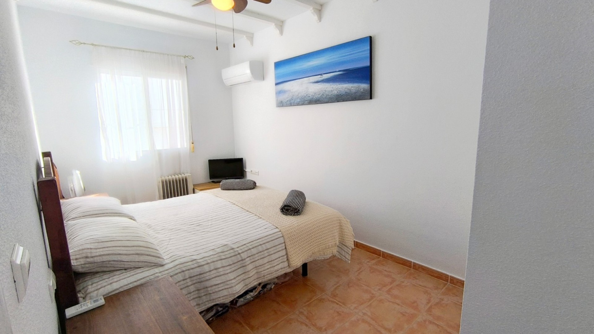 Venta - Casa de pueblo -
Algorfa