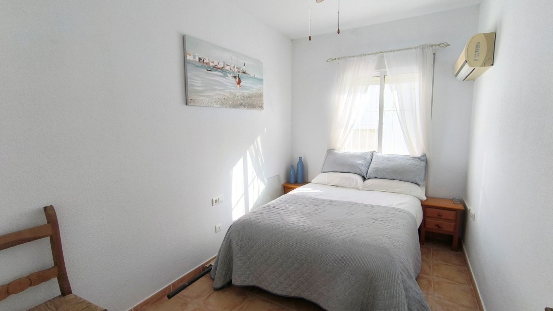 Venta - Casa de pueblo -
Algorfa