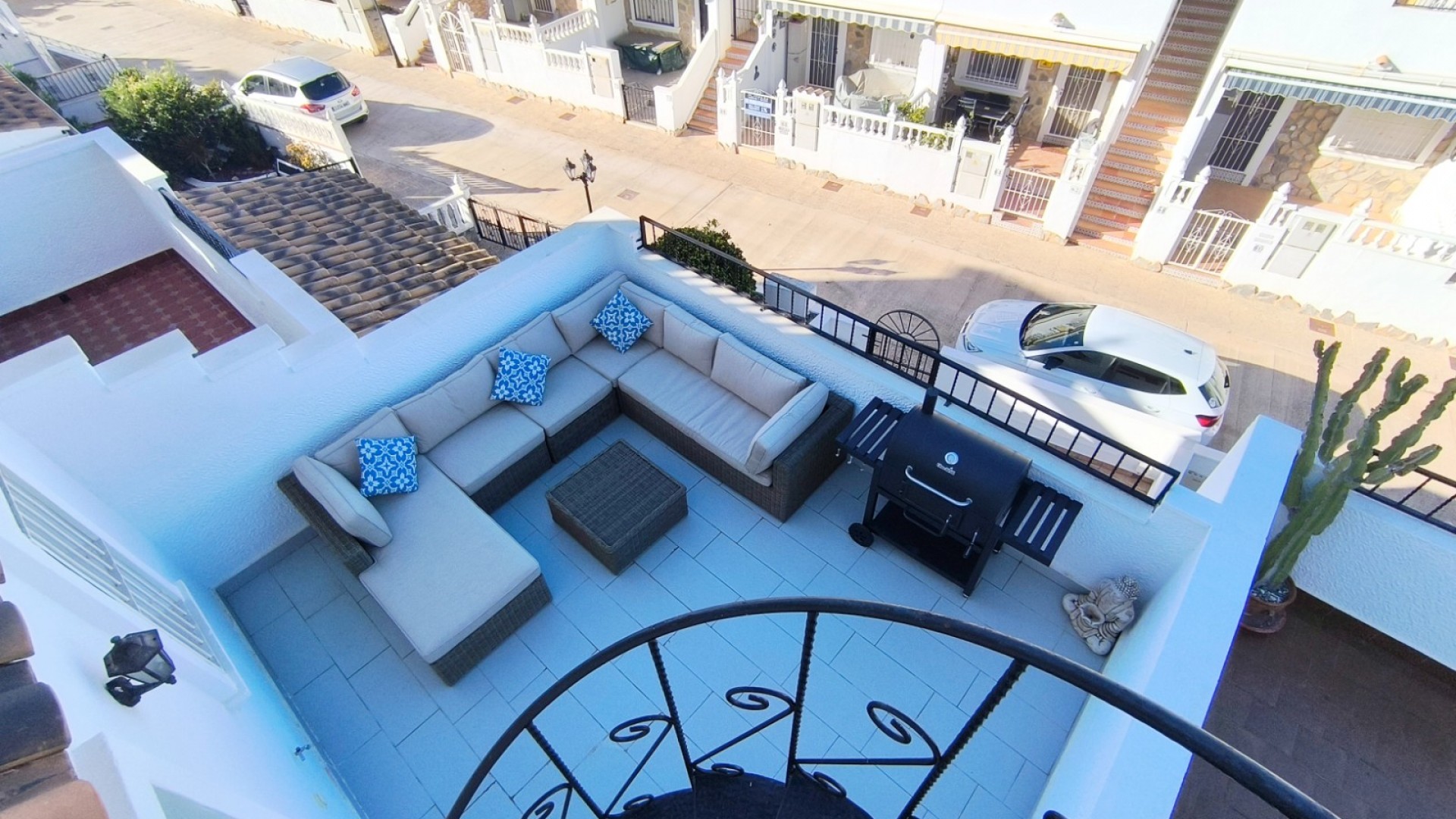 Venta - Casa de pueblo -
Algorfa