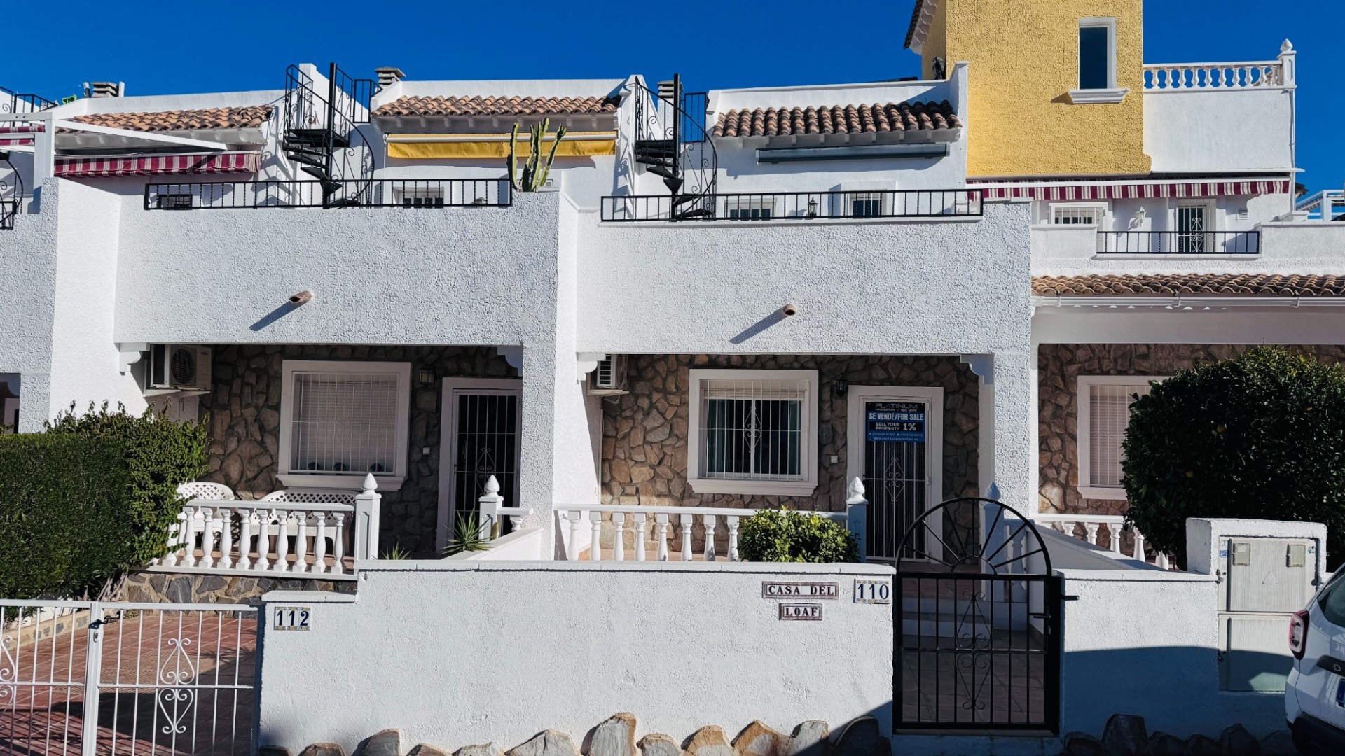 Venta - Casa de pueblo -
Algorfa