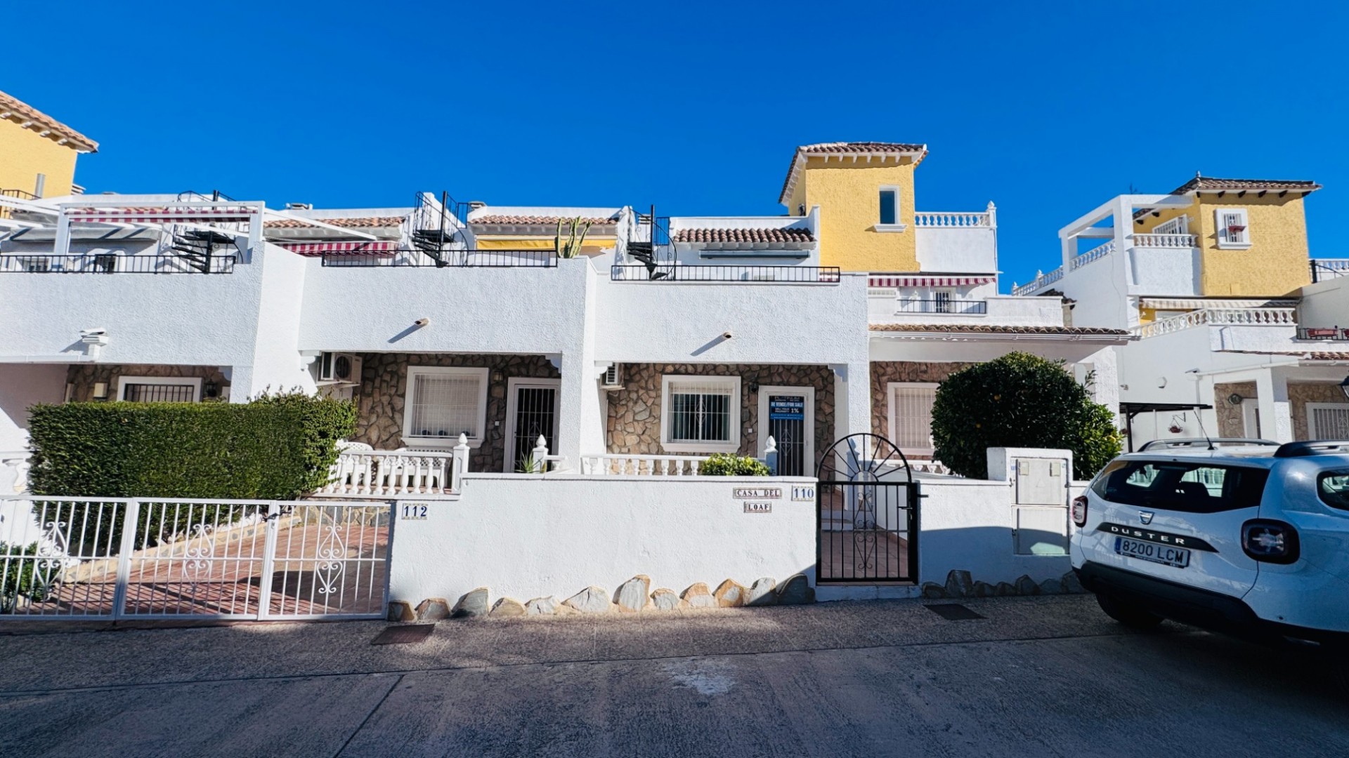 Venta - Casa de pueblo -
Algorfa