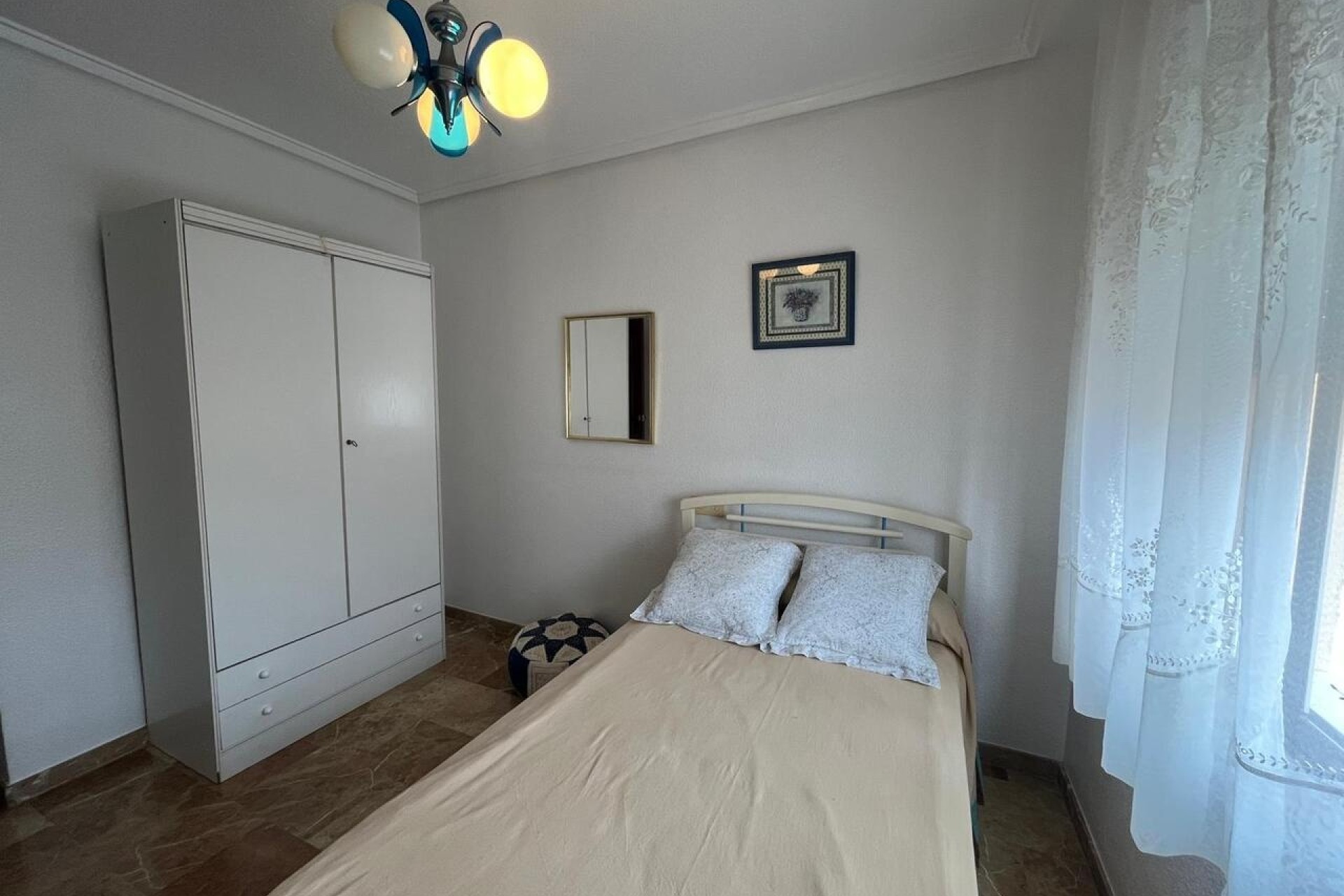 Venta - Casa de pueblo -
Algorfa