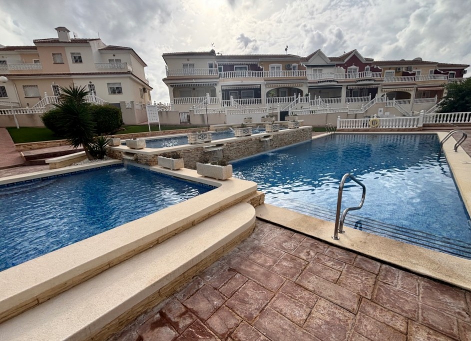 Venta - Casa de pueblo -
Benijofar - Monte Azul