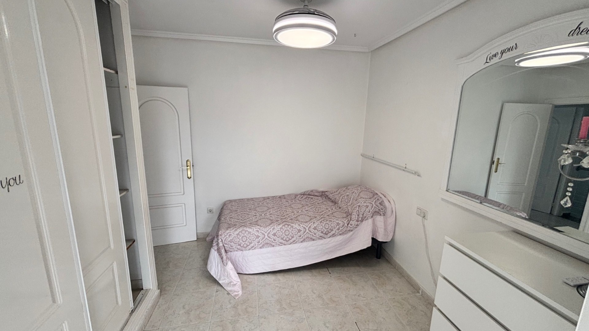 Venta - Casa de pueblo -
Benijofar - Monte Azul