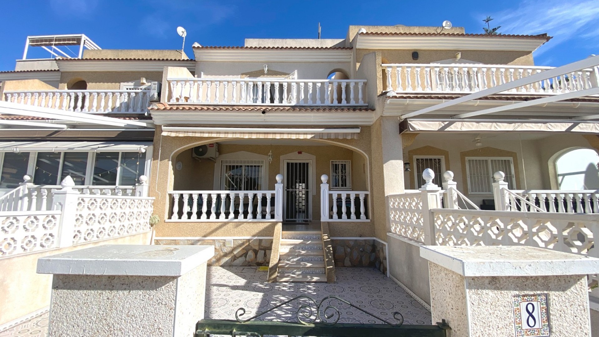 Venta - Casa de pueblo -
Benijofar - Monte Azul