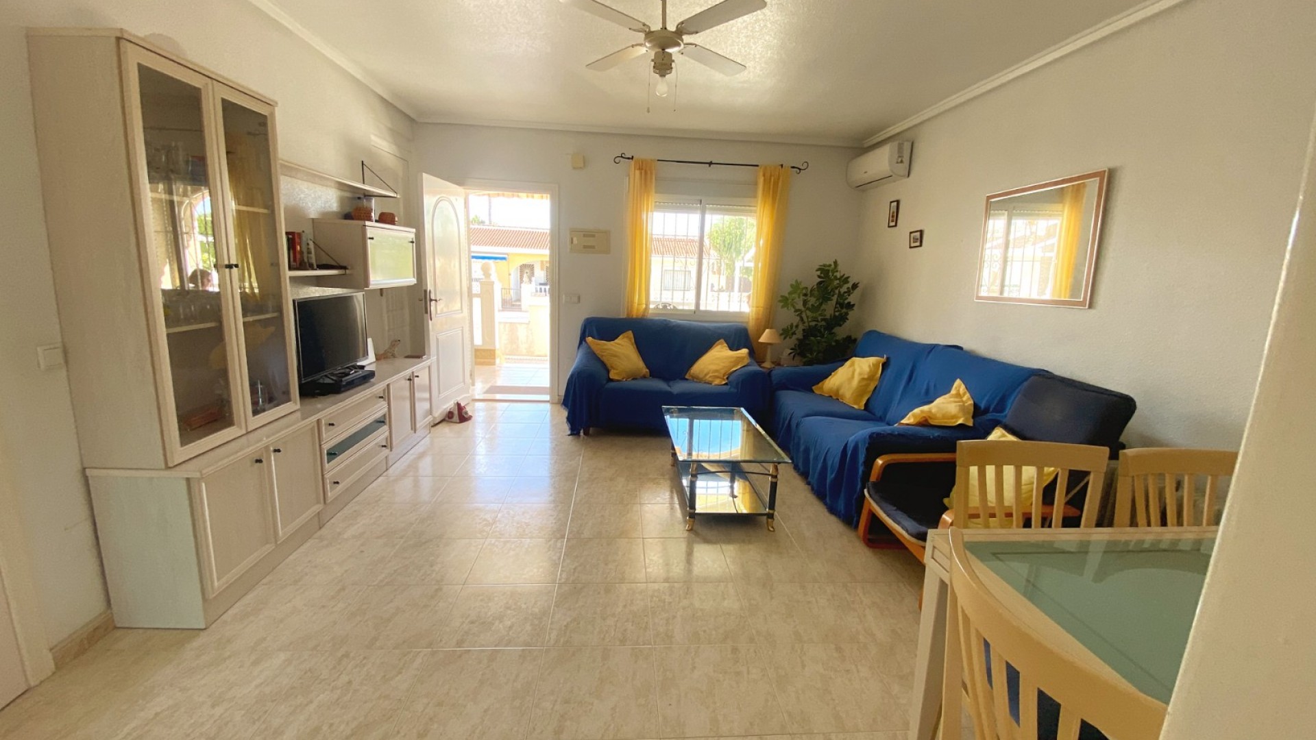 Venta - Casa de pueblo -
Benijofar - Monte Azul