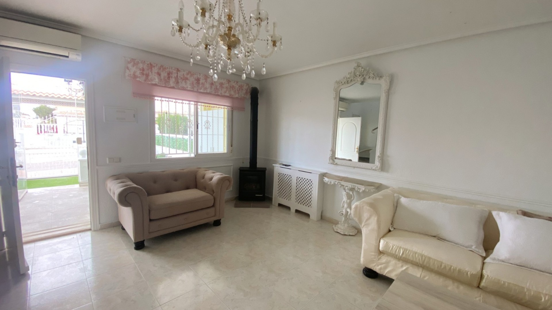 Venta - Casa de pueblo -
Benijofar - Monte Azul