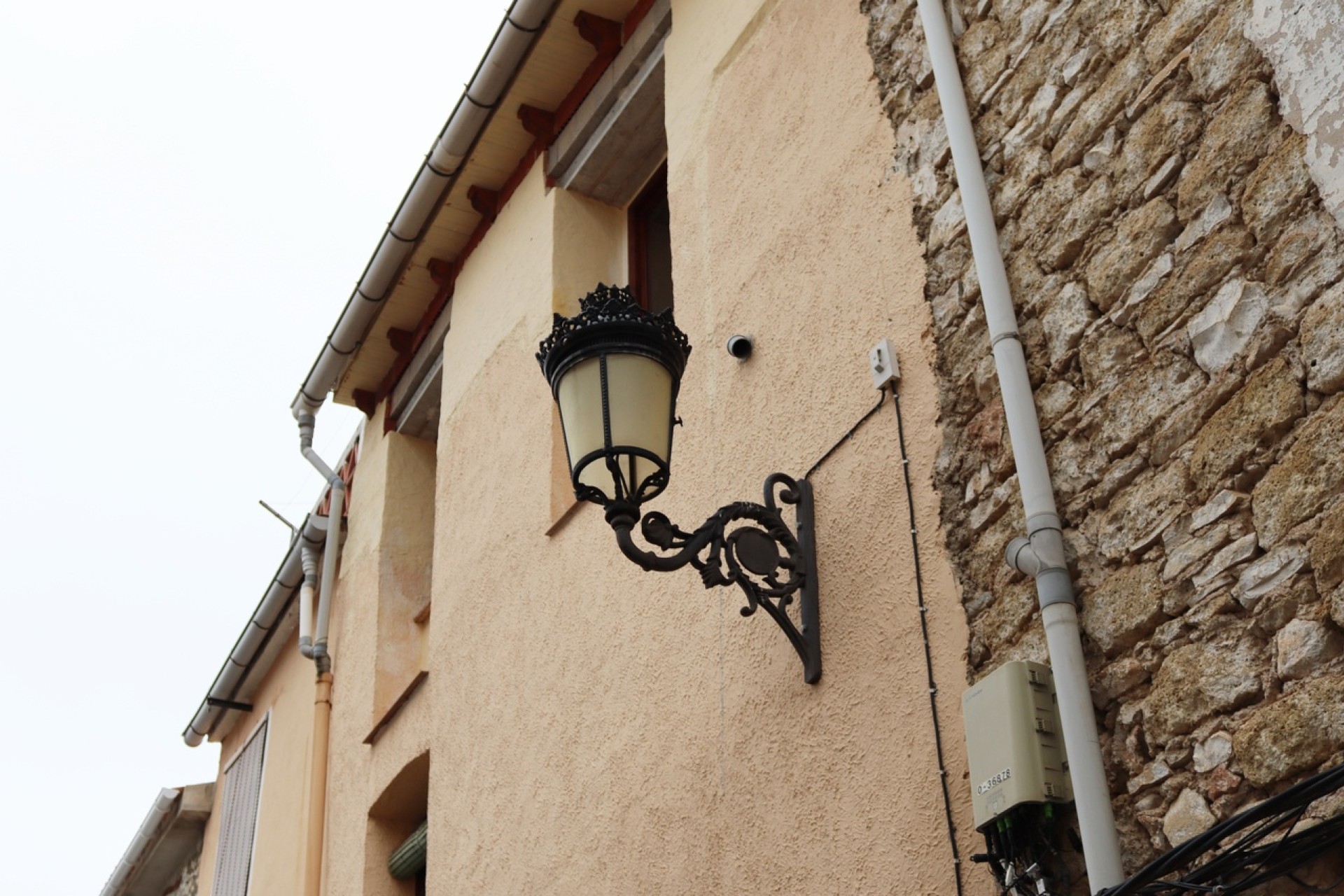 Venta - Casa de pueblo -
Castell de Castells - Inland