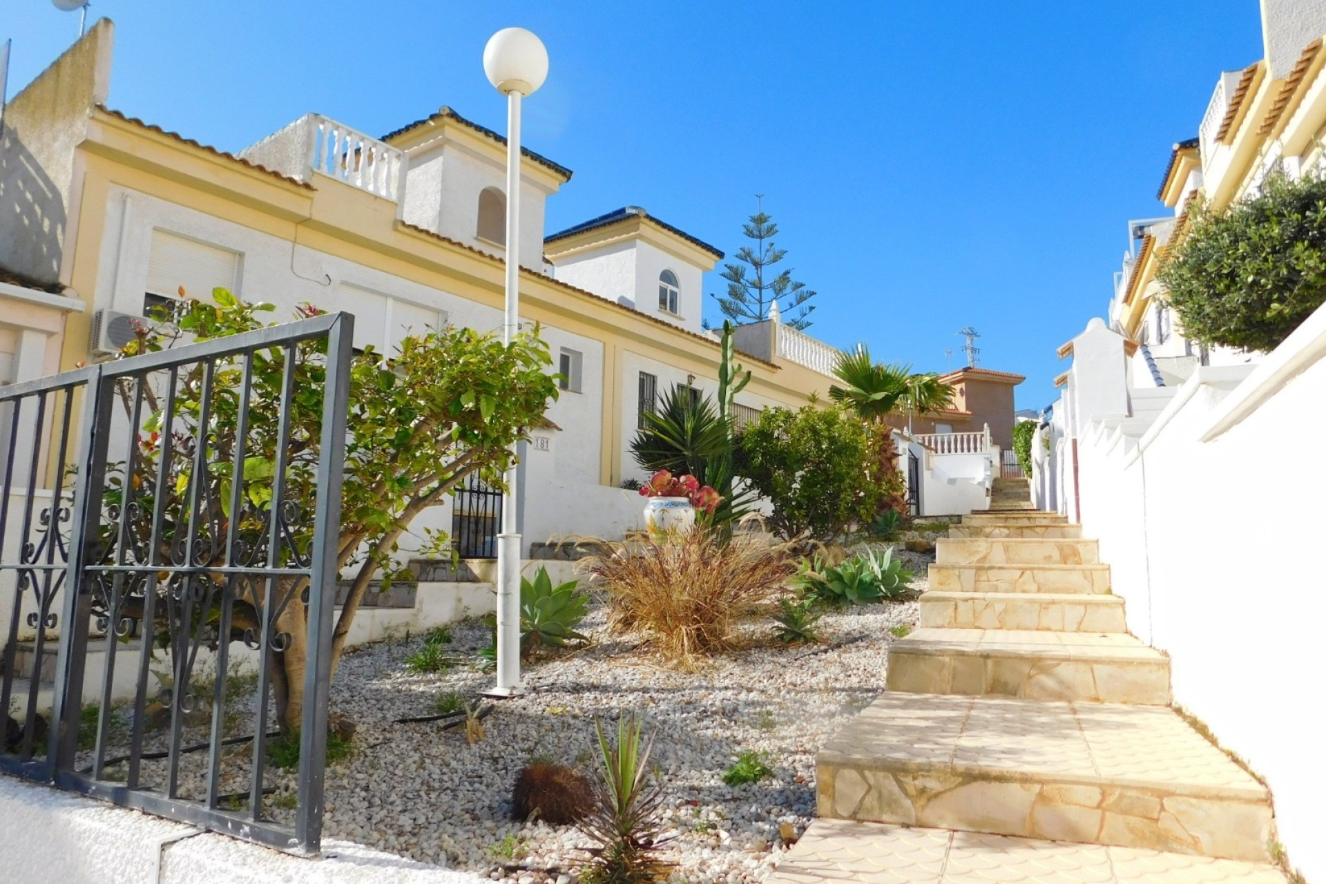 Venta - Casa de pueblo -
Ciudad Quesada - Rojales - Golf La Marquesa (Ciudad Quesada)