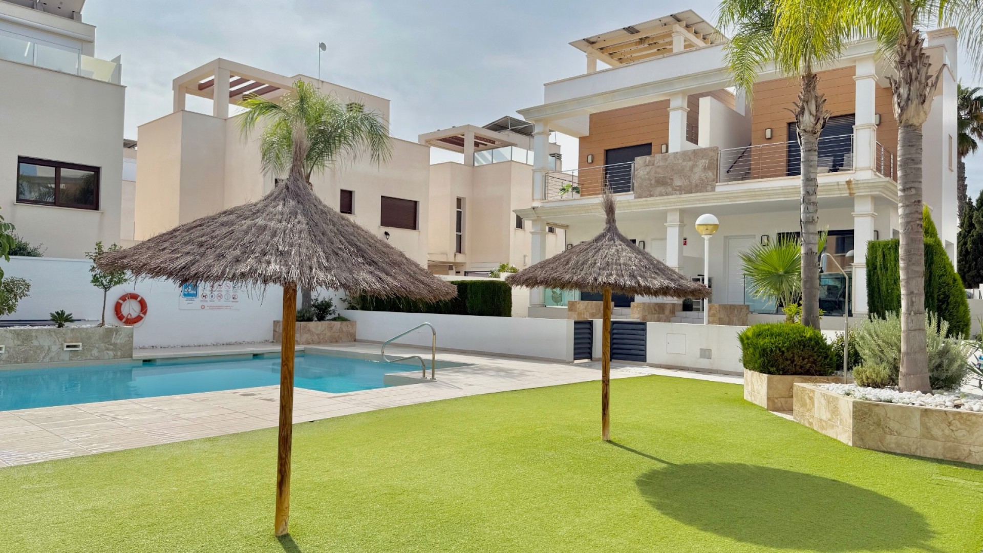 Venta - Casa de pueblo -
Ciudad Quesada - Rojales - Lo Marabu