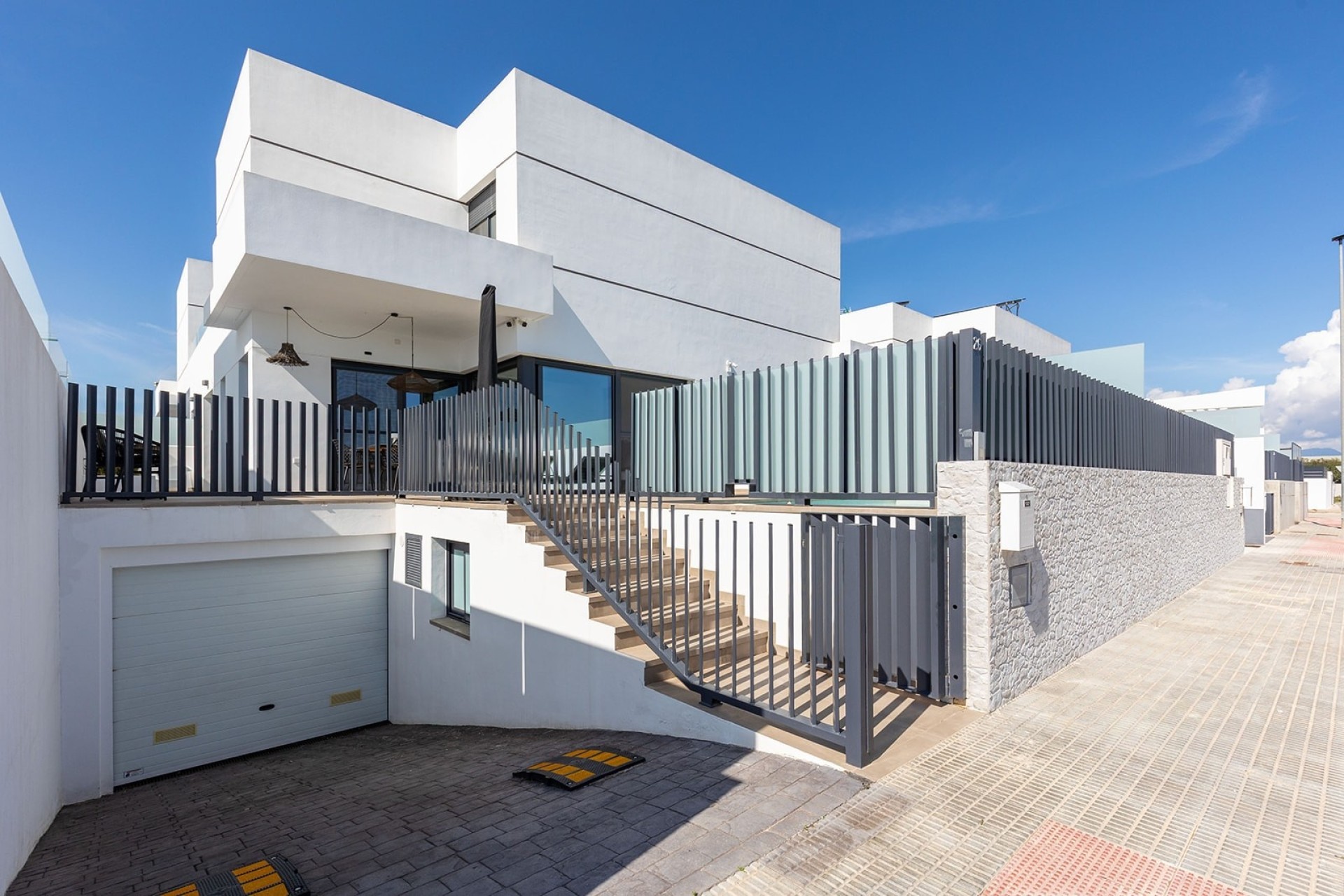 Venta - Casa de pueblo -
Dolores