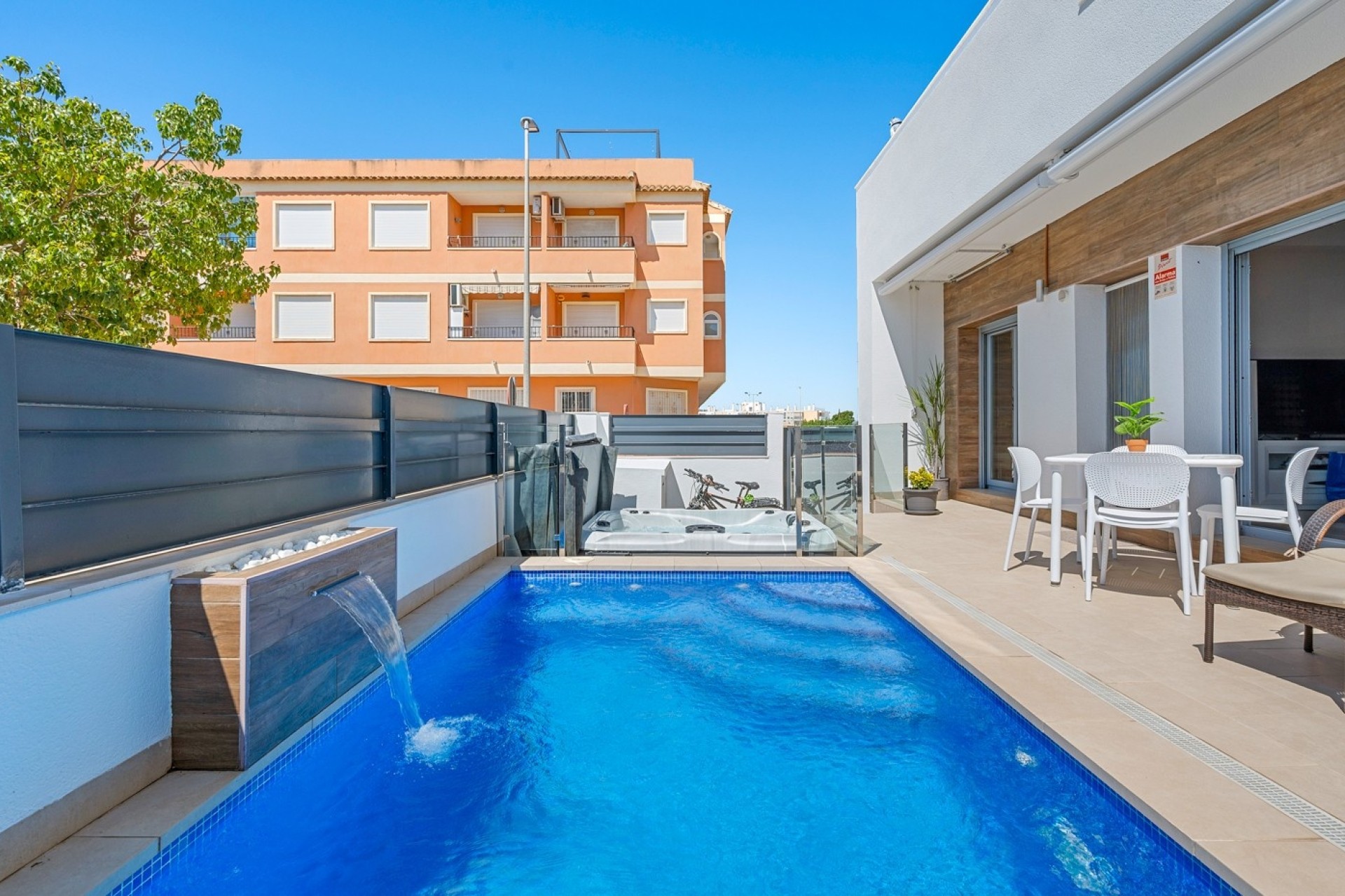 Venta - Casa de pueblo -
Formentera del Segura - Costa Blanca