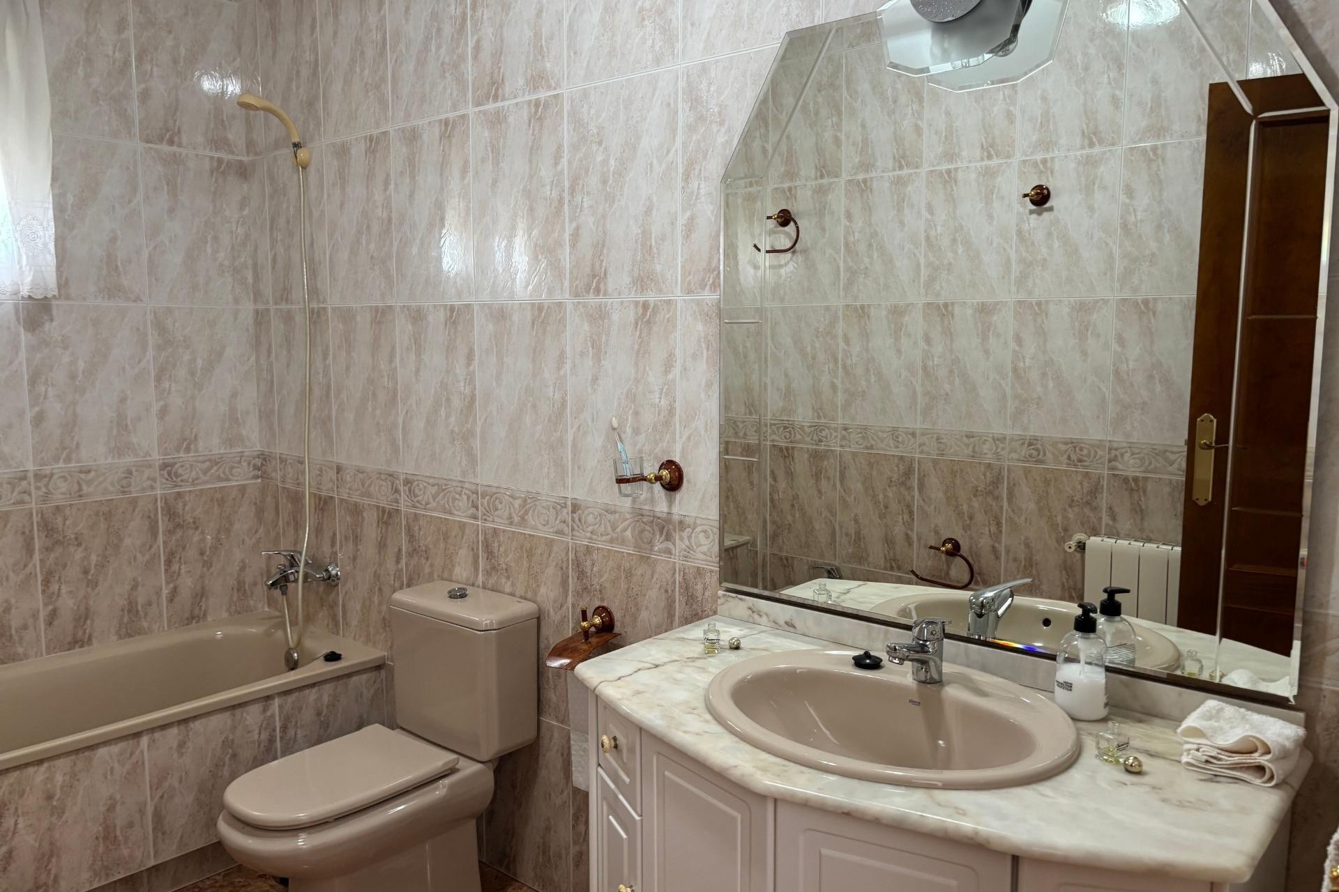 Venta - Casa de pueblo -
Formentera del Segura - Pueblo 5
