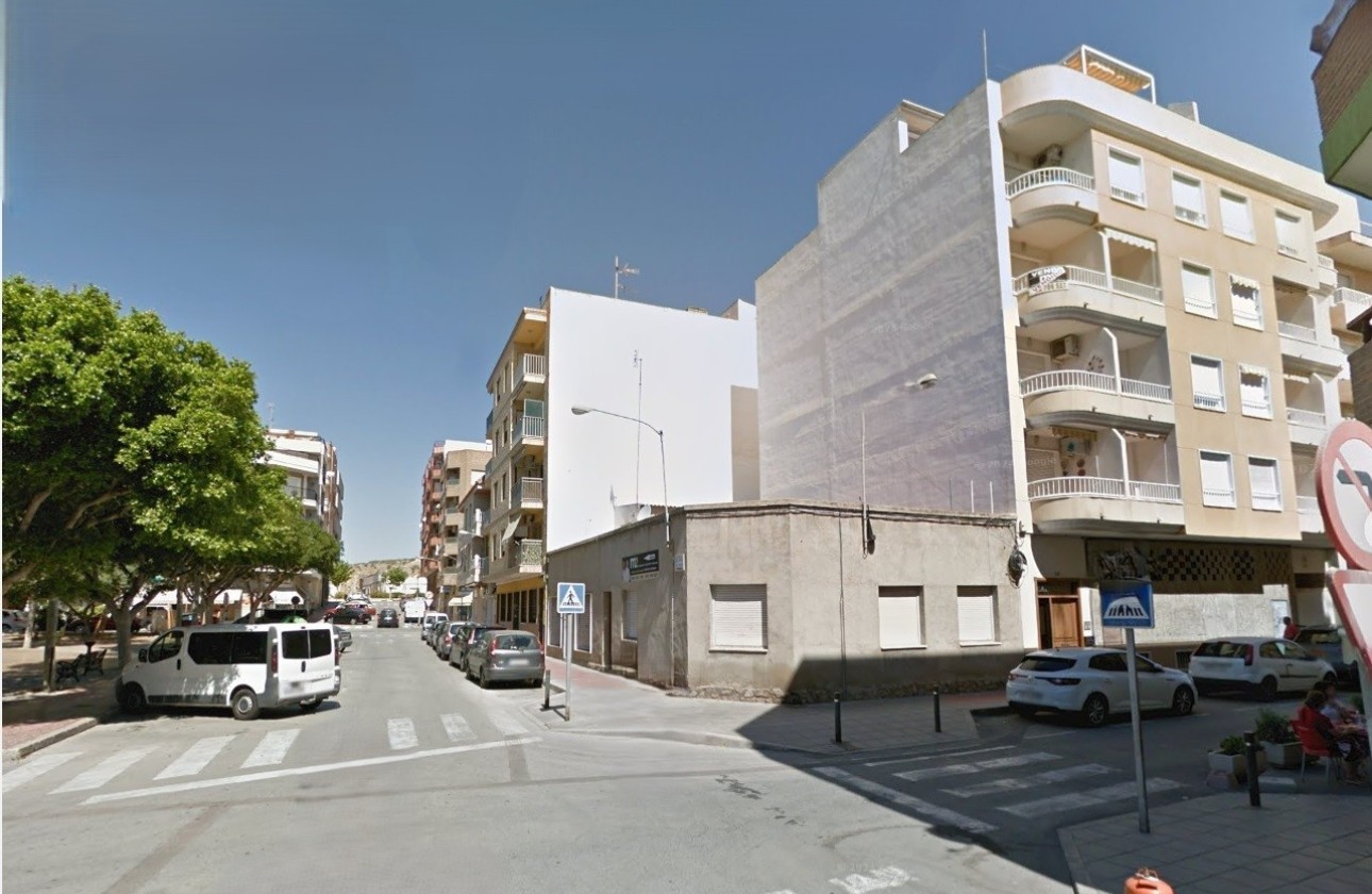 Venta - Casa de pueblo -
Guardamar del Segura - Costa Blanca
