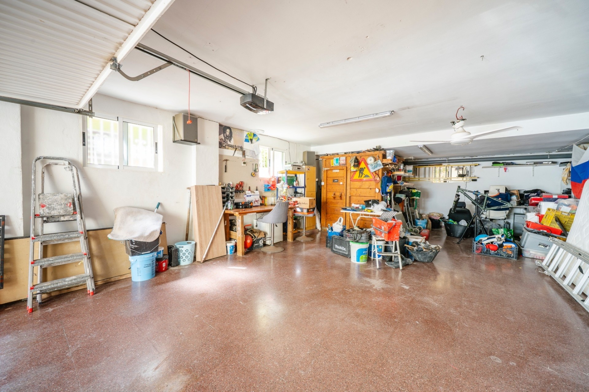 Venta - Casa de pueblo -
Guardamar del Segura - El moncayo