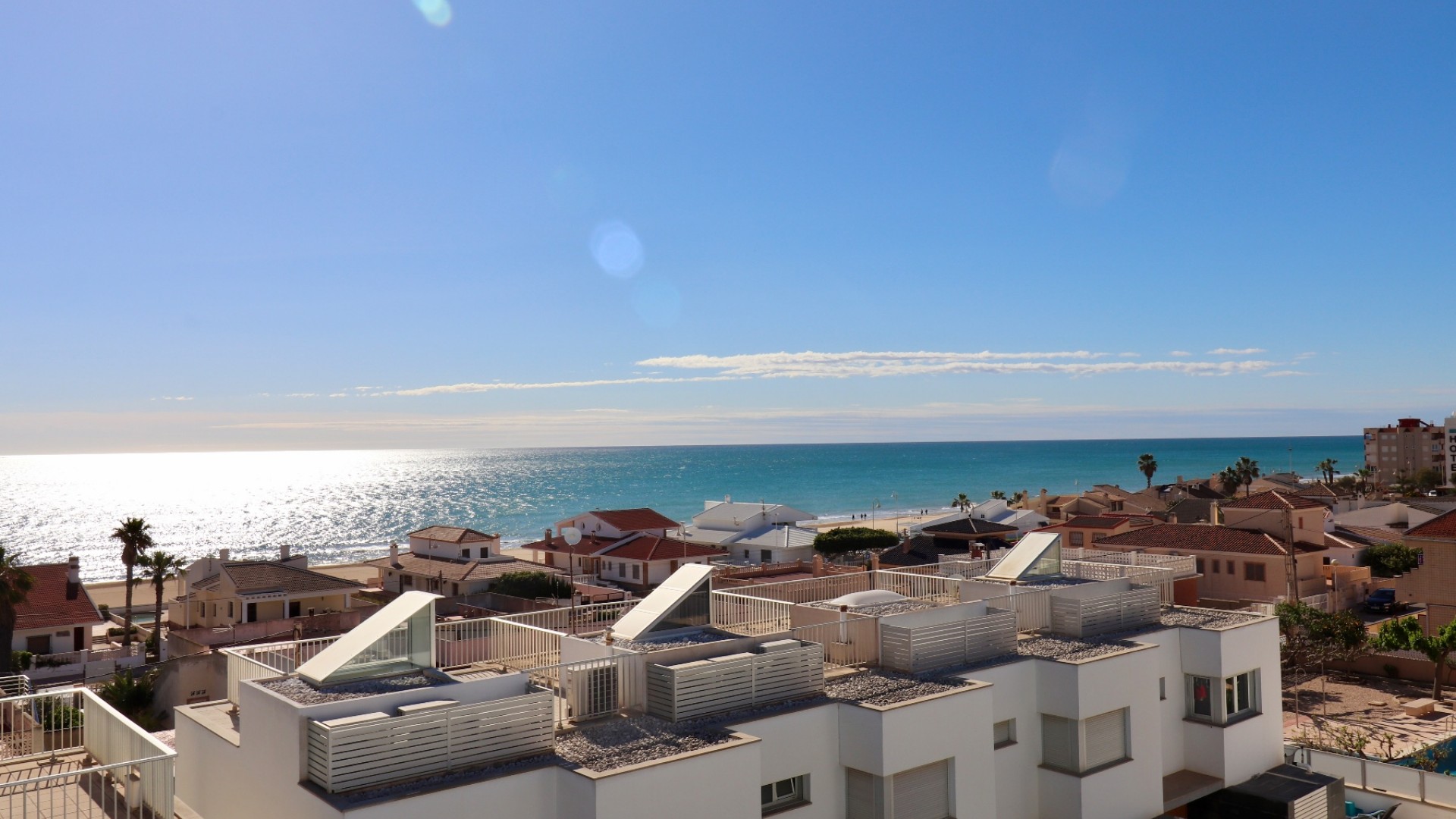 Venta - Casa de pueblo -
Guardamar del Segura - Guardamar Playa