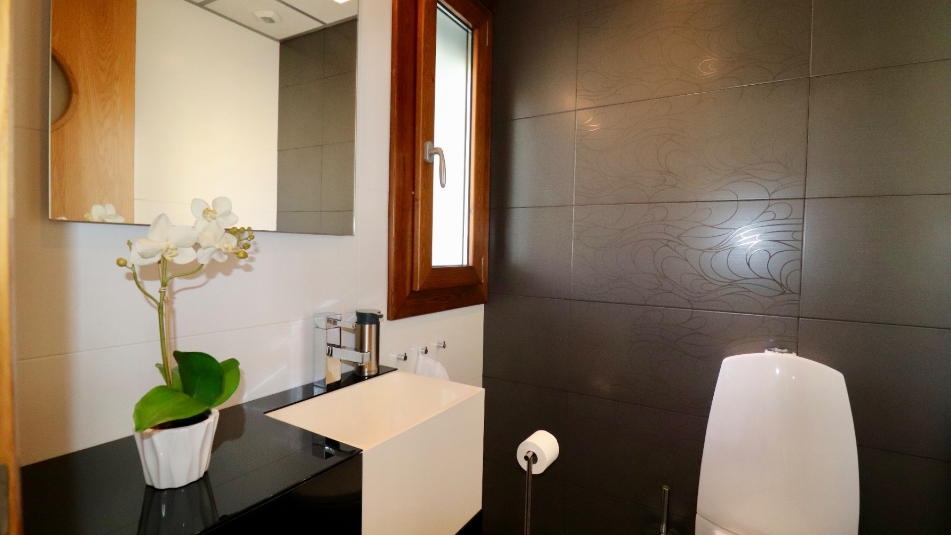 Venta - Casa de pueblo -
Guardamar del Segura - Guardamar Playa