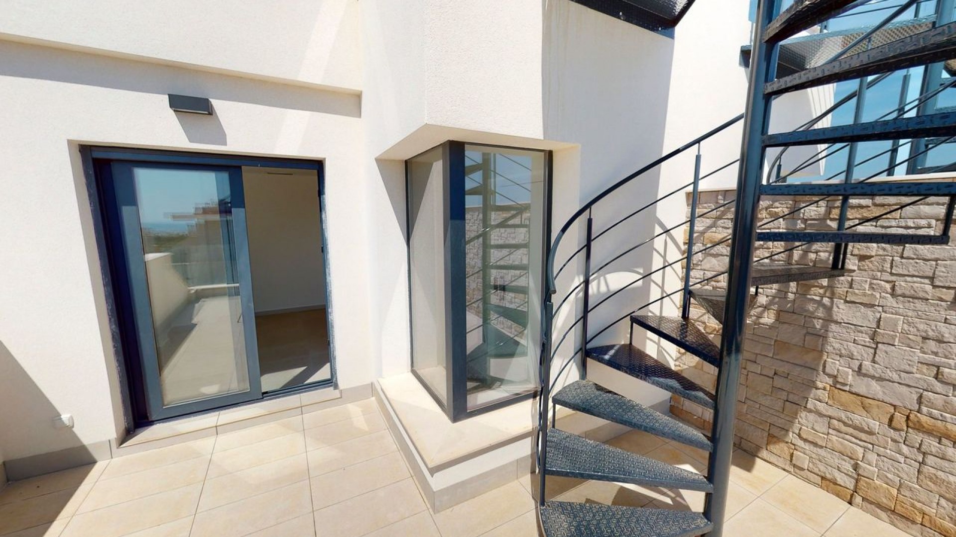 Venta - Casa de pueblo -
Guardamar del Segura - Guardamar