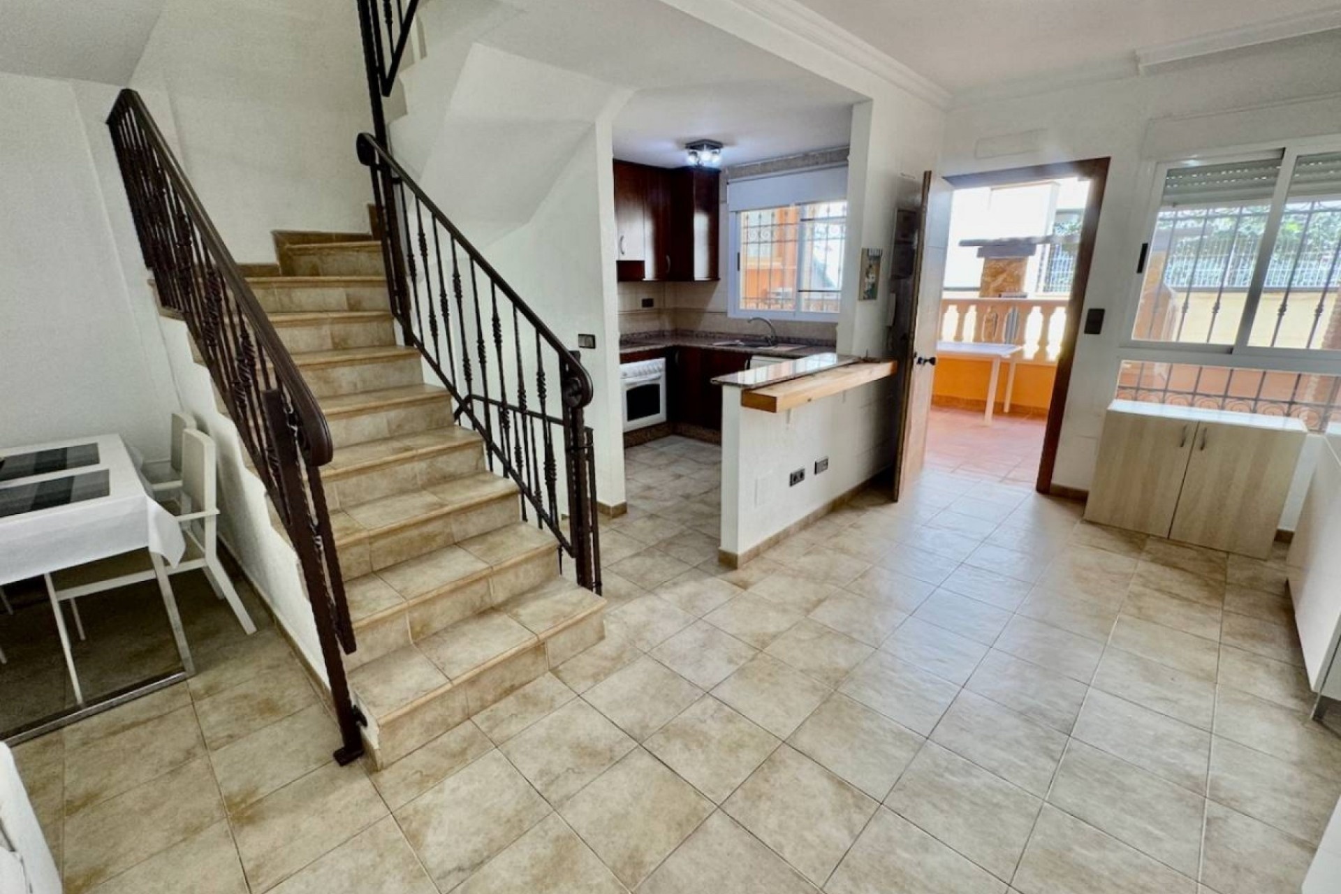 Venta - Casa de pueblo -
Guardamar del Segura - Urbanizaciones