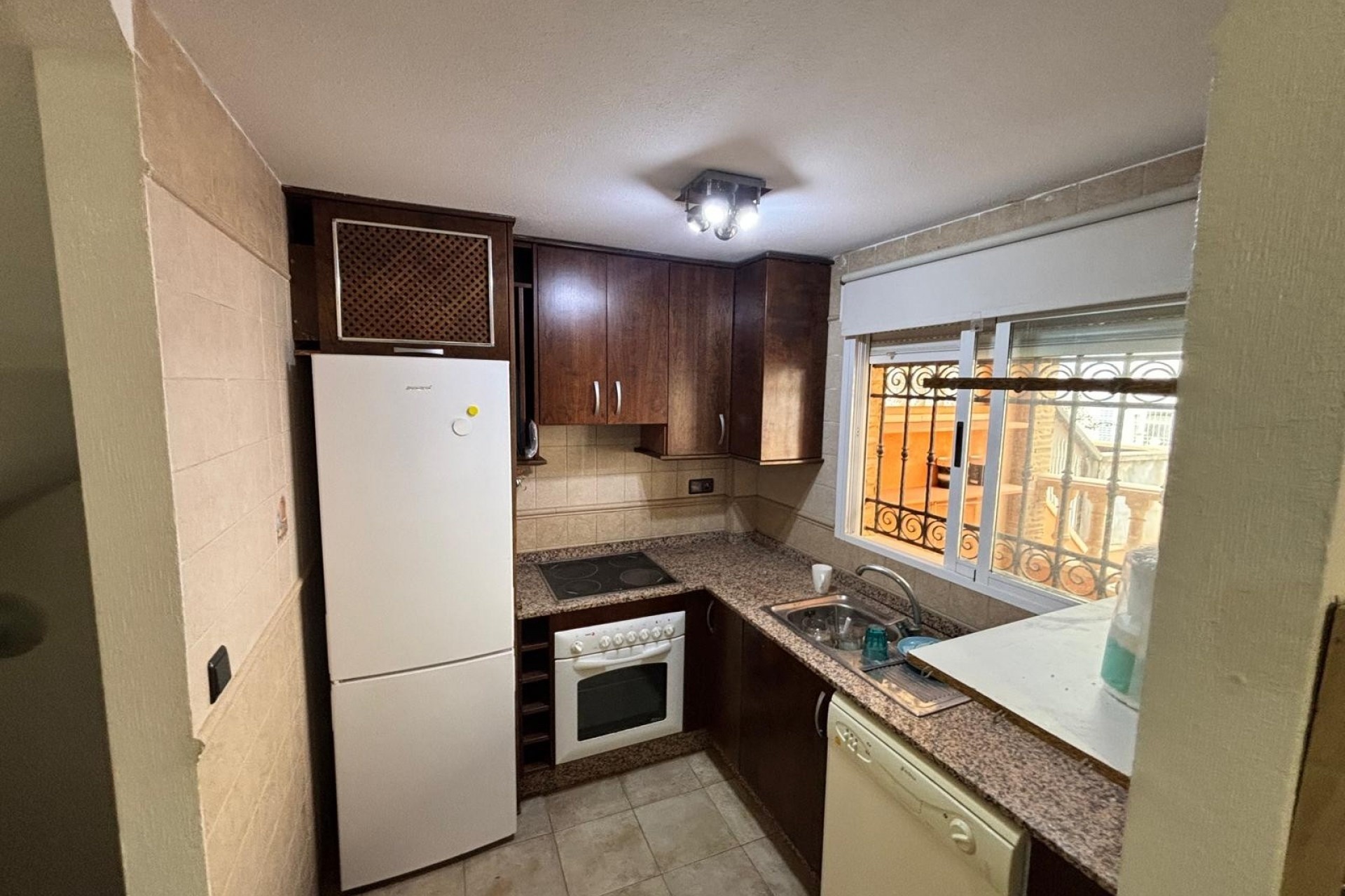 Venta - Casa de pueblo -
Guardamar del Segura - Urbanizaciones