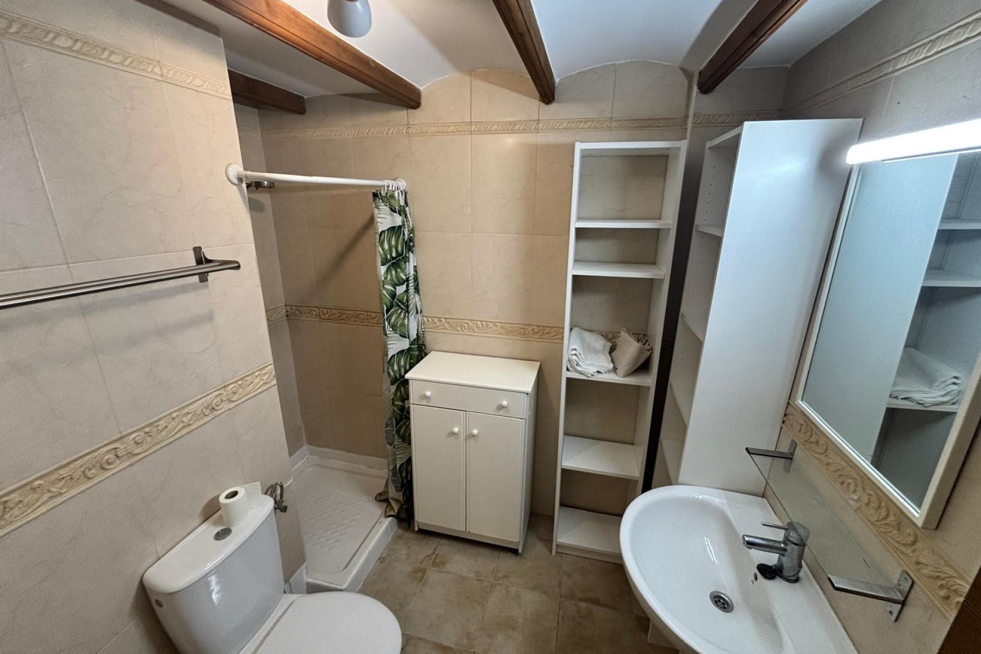 Venta - Casa de pueblo -
Guardamar del Segura - Urbanizaciones