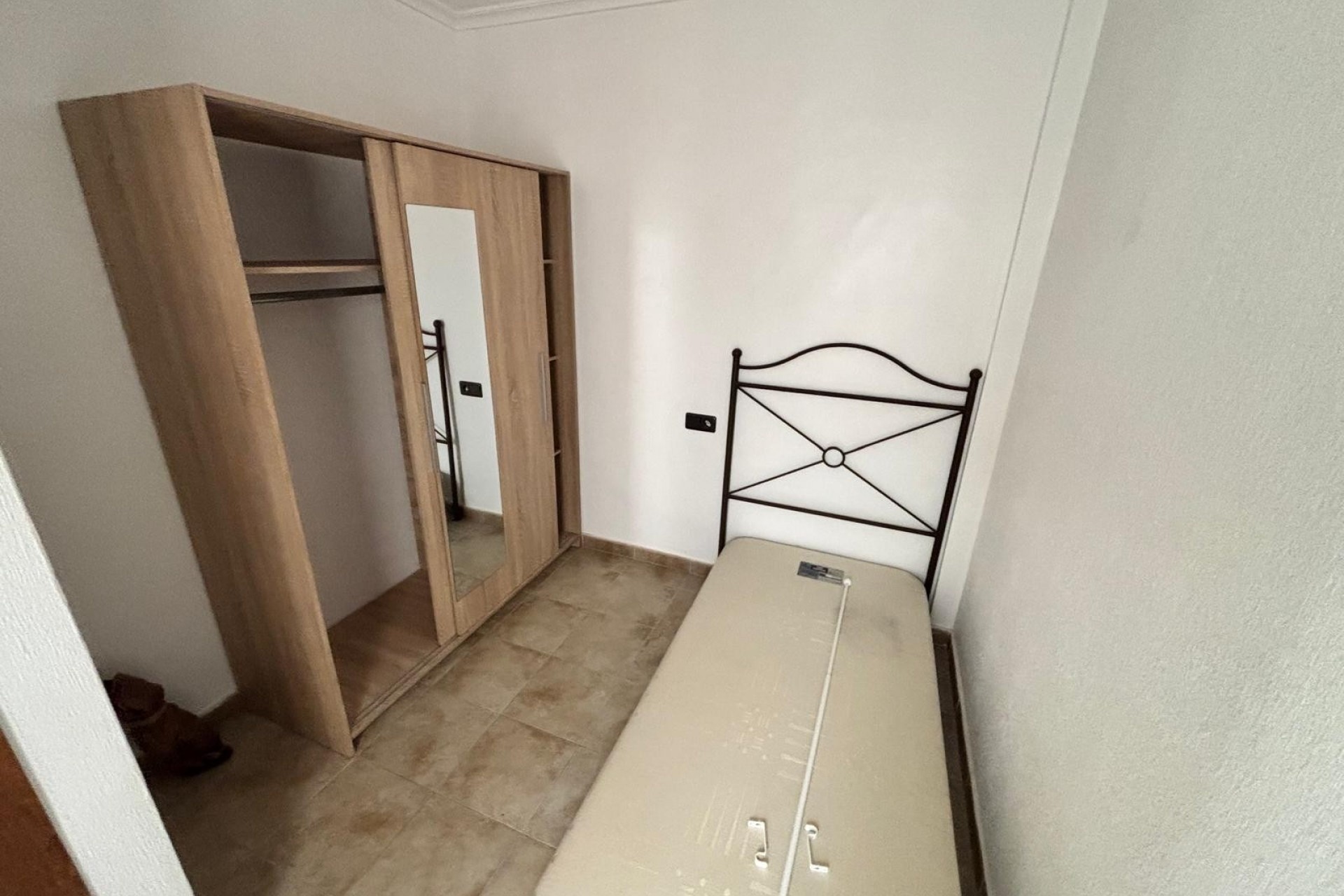 Venta - Casa de pueblo -
Guardamar del Segura - Urbanizaciones