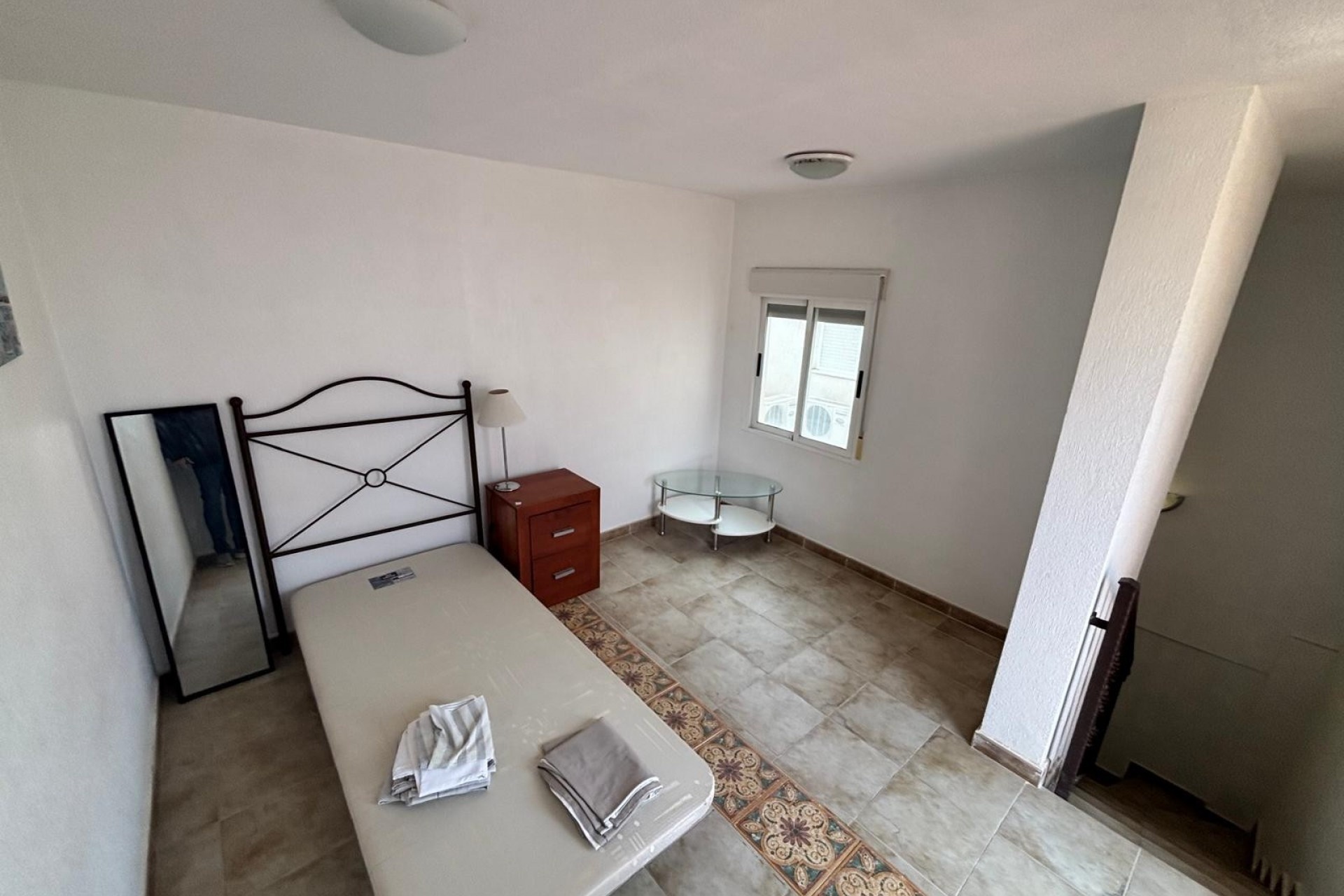 Venta - Casa de pueblo -
Guardamar del Segura - Urbanizaciones