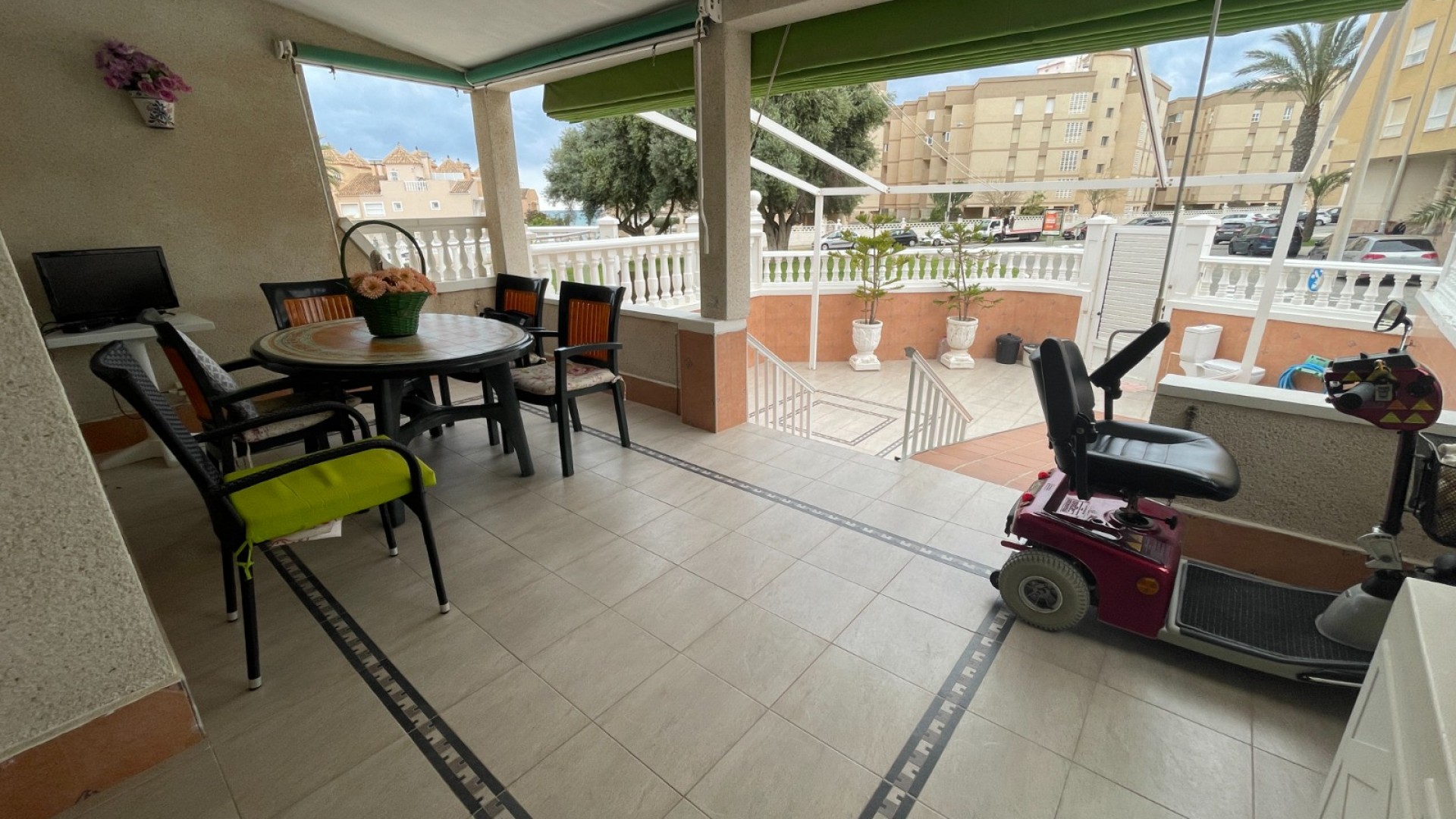 Venta - Casa de pueblo -
Guardamar del Segura