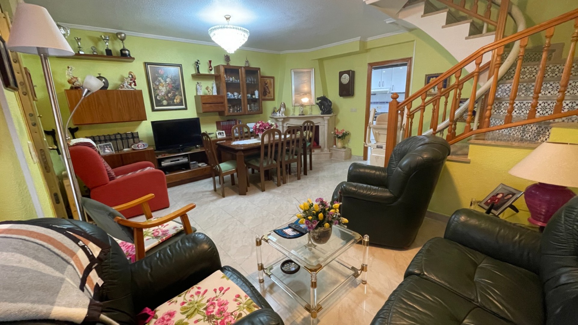 Venta - Casa de pueblo -
Guardamar del Segura