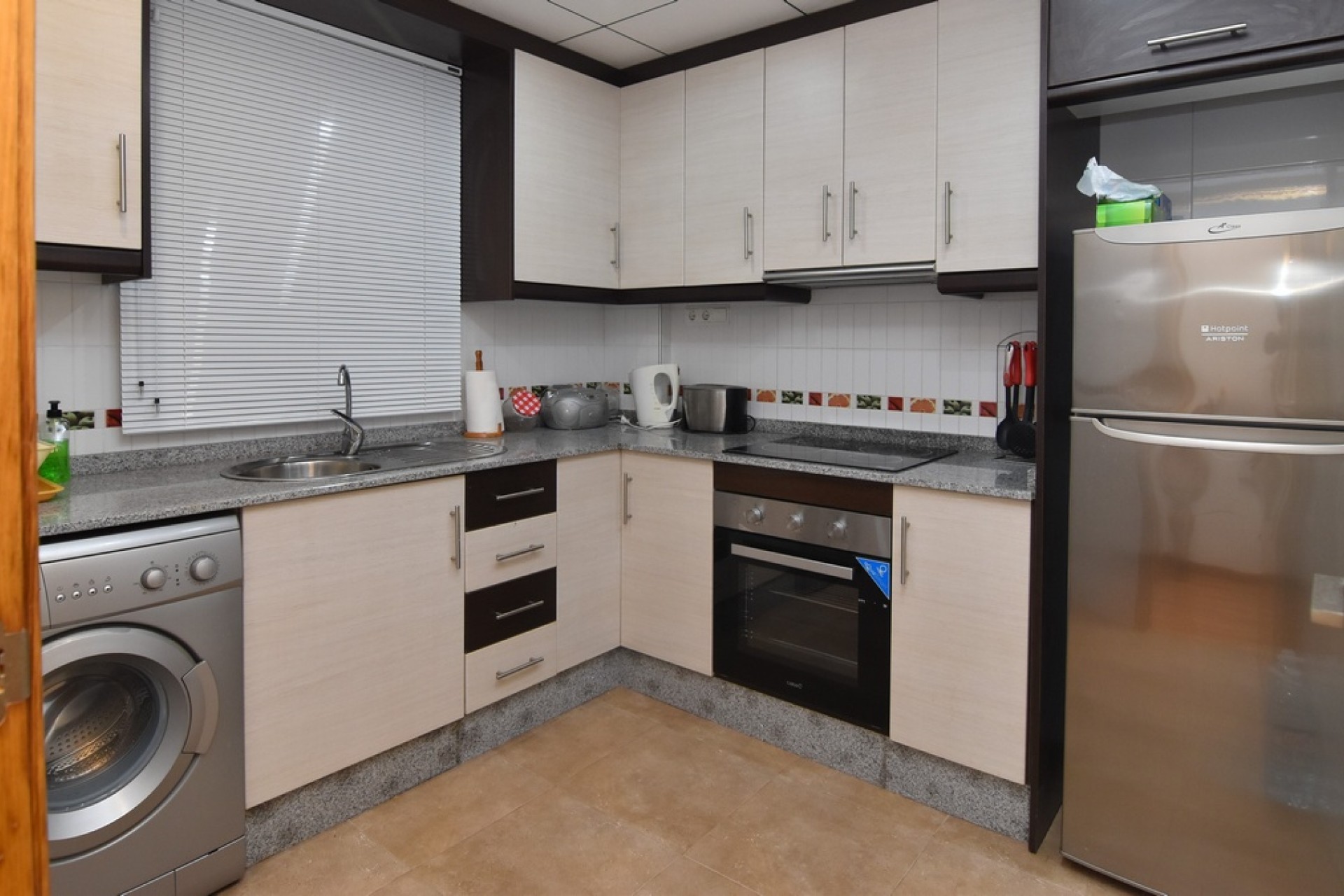 Venta - Casa de pueblo -
Guardamar del Segura