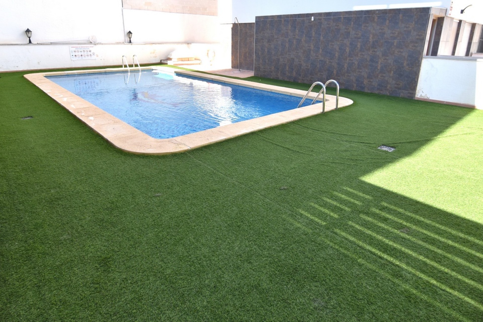 Venta - Casa de pueblo -
Guardamar del Segura